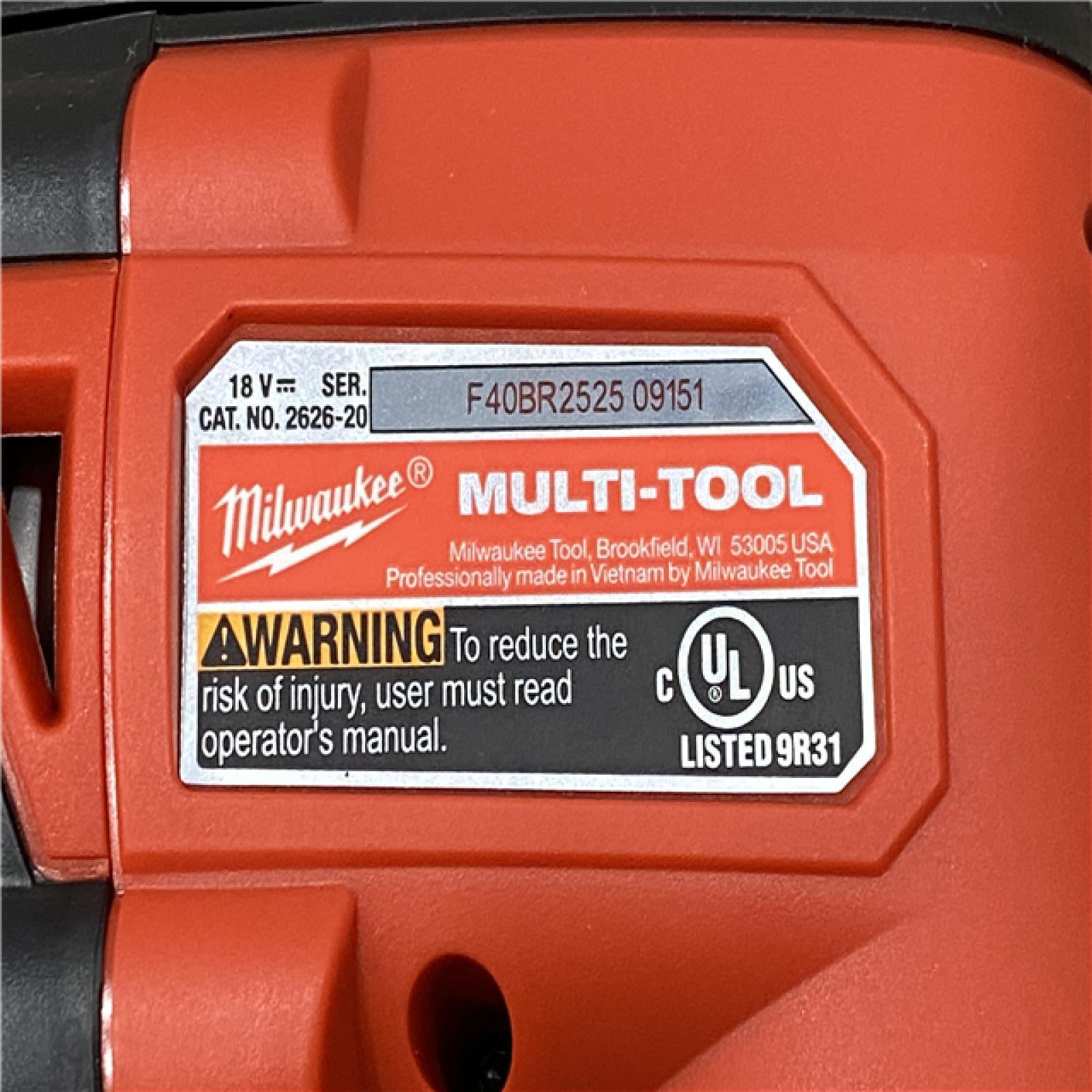 AS-IS Milwaukee 18V Lithium-Ion Cordless Oscillating Multi-Tool Kit