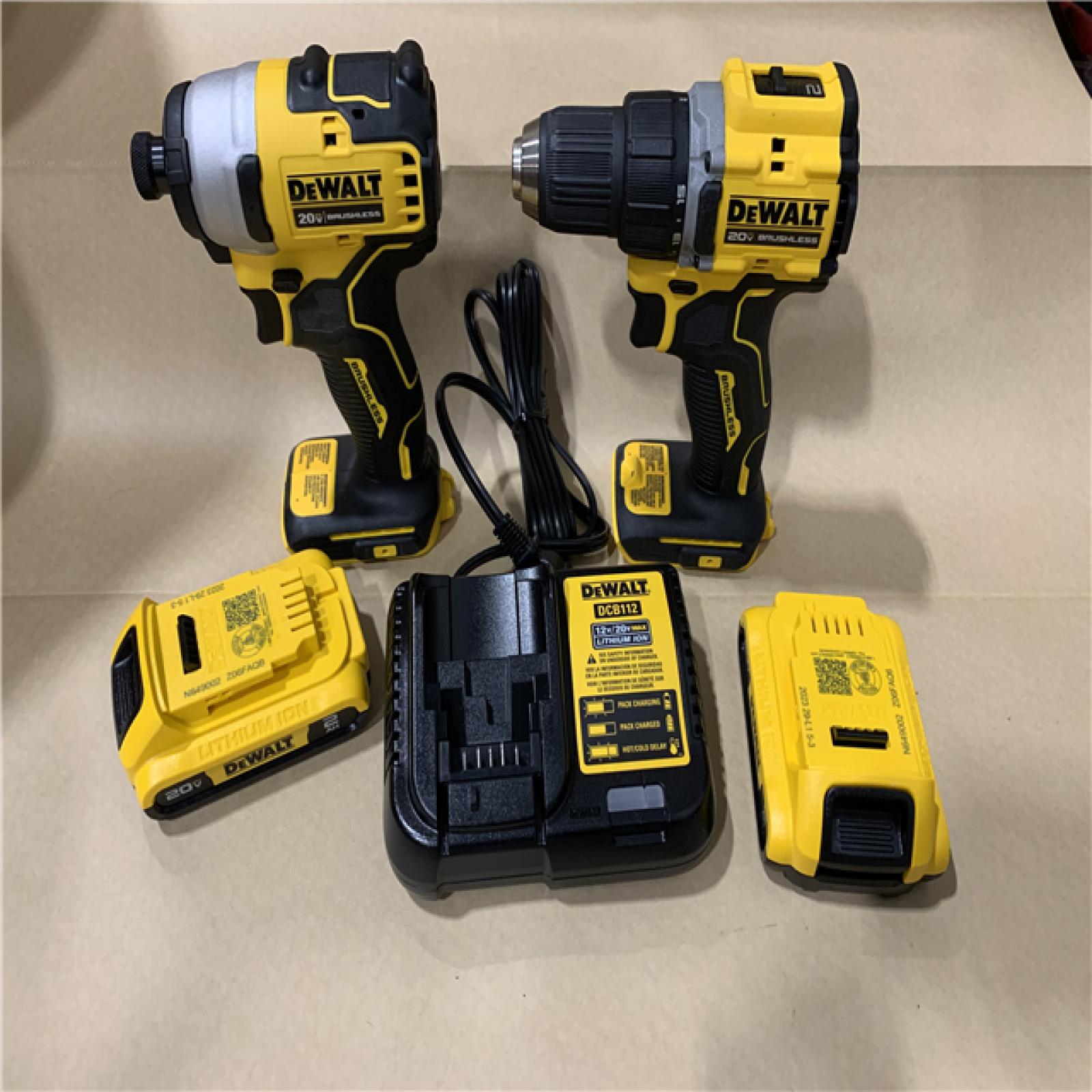 Excellent - DEWALT ATOMIC 20-Volt MAX Lithium-Ion Cordless Combo Kit (2-Tool) with (2) 2.0Ah Batteries  Charger and Bag