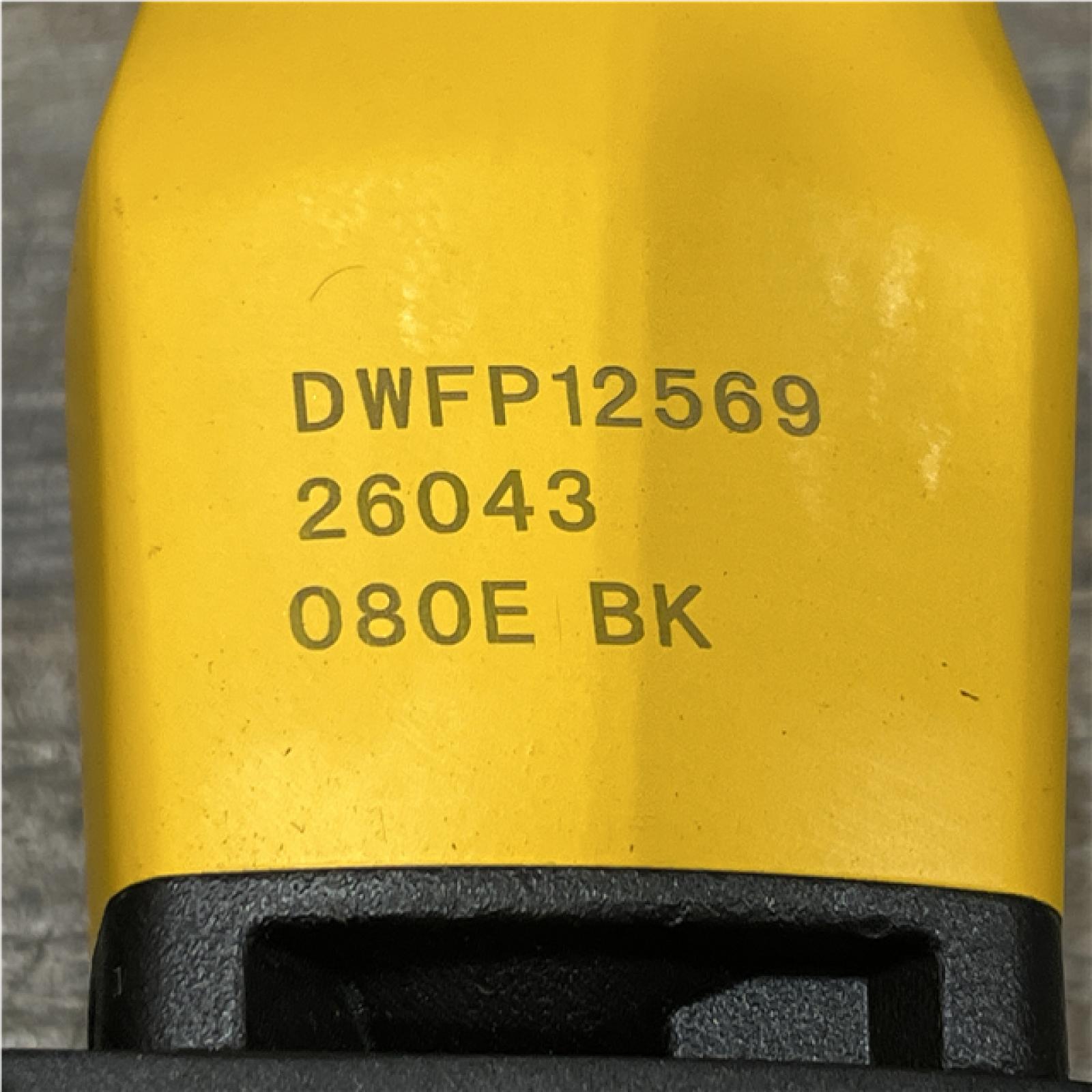 AS-IS DEWALT 2-in-1 Pneumatic 15.5-Gauge and 16-Gauge Flooring Tool