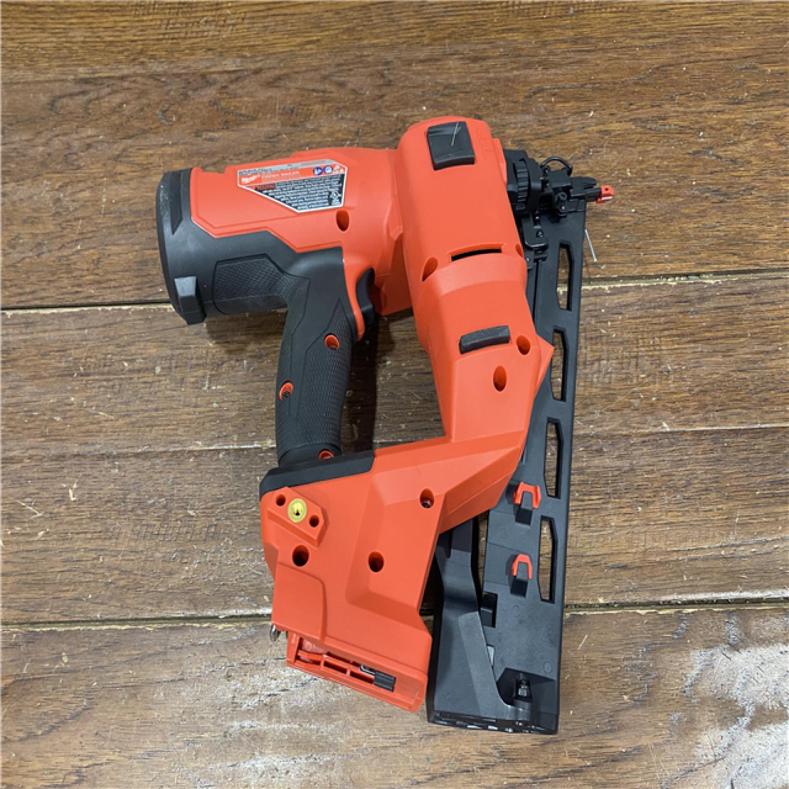 AS-IS Milwaukee 2841-20 18V Cordless Gen II 16 Gauge Angled Finish Nailer (Tool Only)
