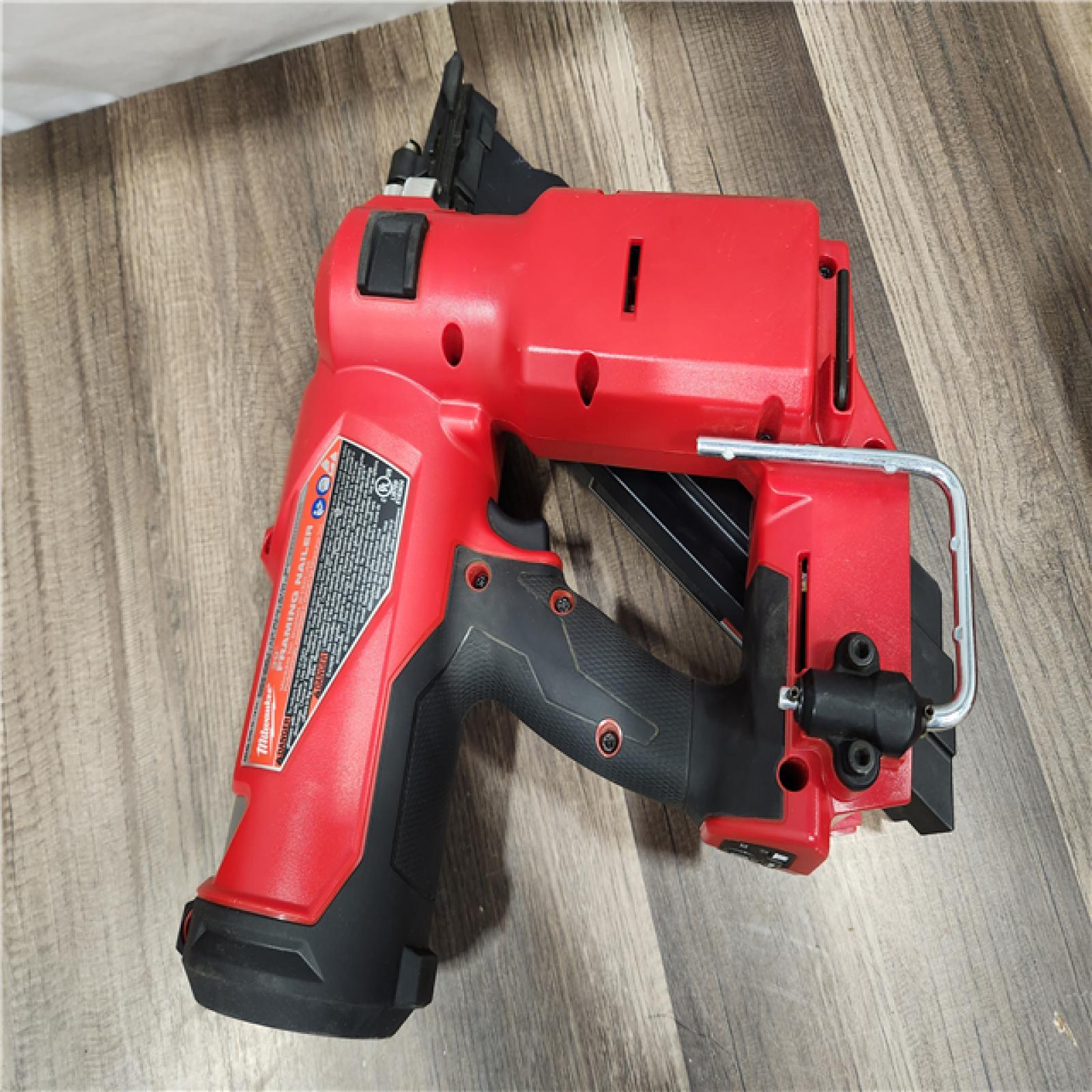 AS-IS- Milwaukee M18 FUEL 30 Degree Framing Nailer (TOOL ONLY)