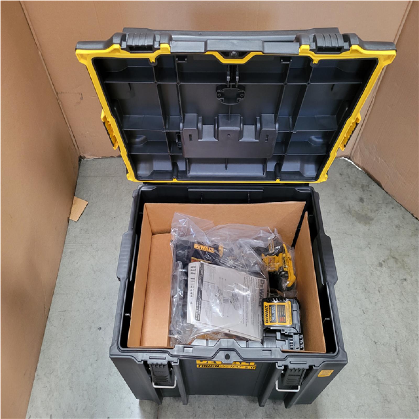 CALIFORNIA NEW DEWALT BRUSHLESS 6-TOOL COMBO KIT
