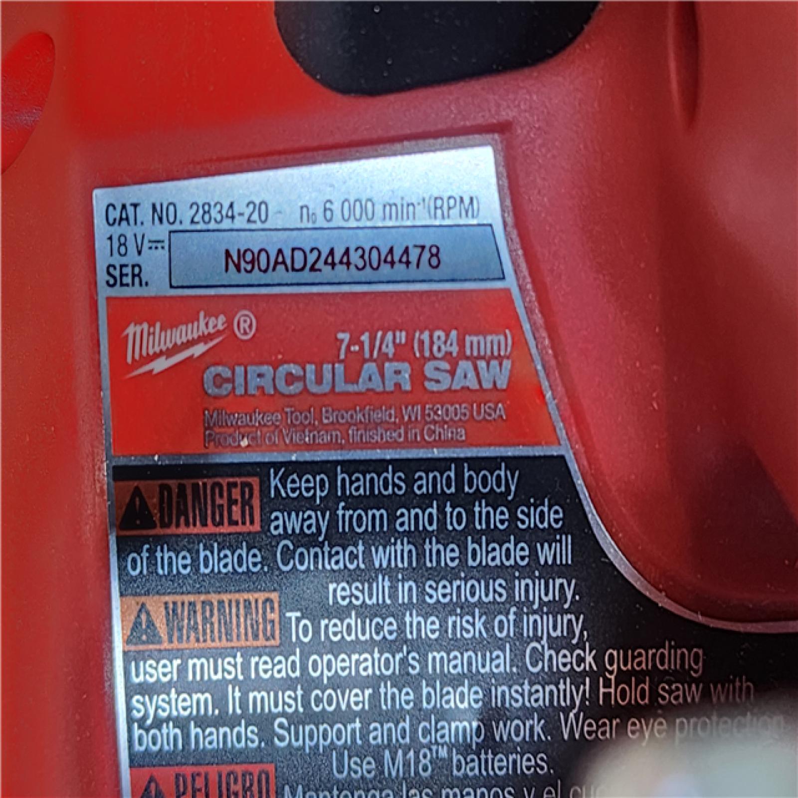 HOUSTON LOCATION - AS-IS (APPEARS LIKE NEW) Milwaukee M18 FUEL 7-1/4 Inch Circular Saw (Bare Tool)