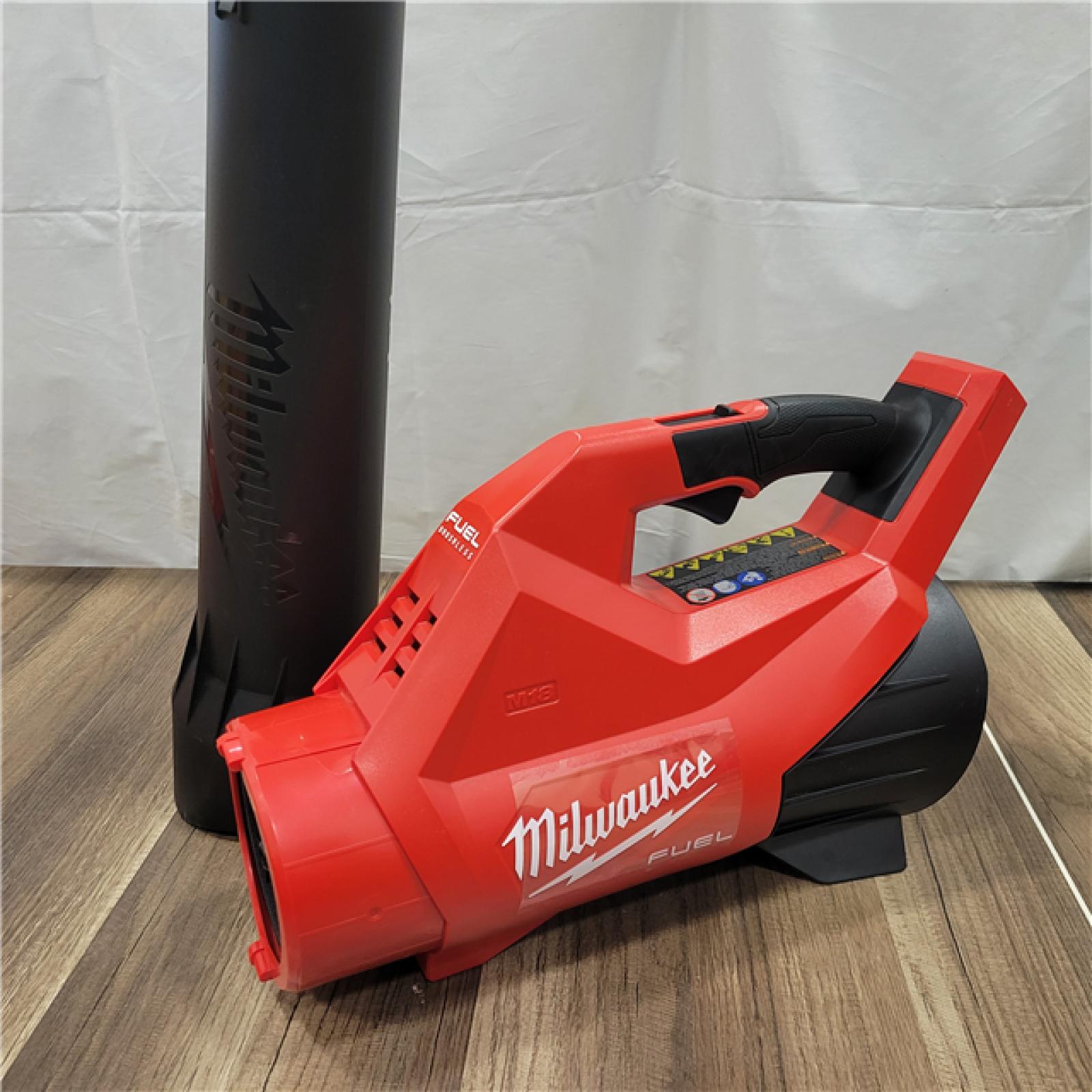 GOOD Milwaukee M18 FUEL 120 MPH 500 CFM 18V Lithium-Ion Brushless Cordless Handheld Blower (Tool-Only)