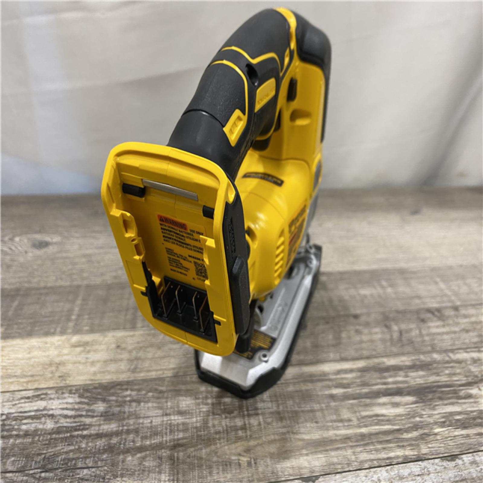 AS-IS DEWALT 20V MAX XR Cordless Brushless Jigsaw (Tool Only)