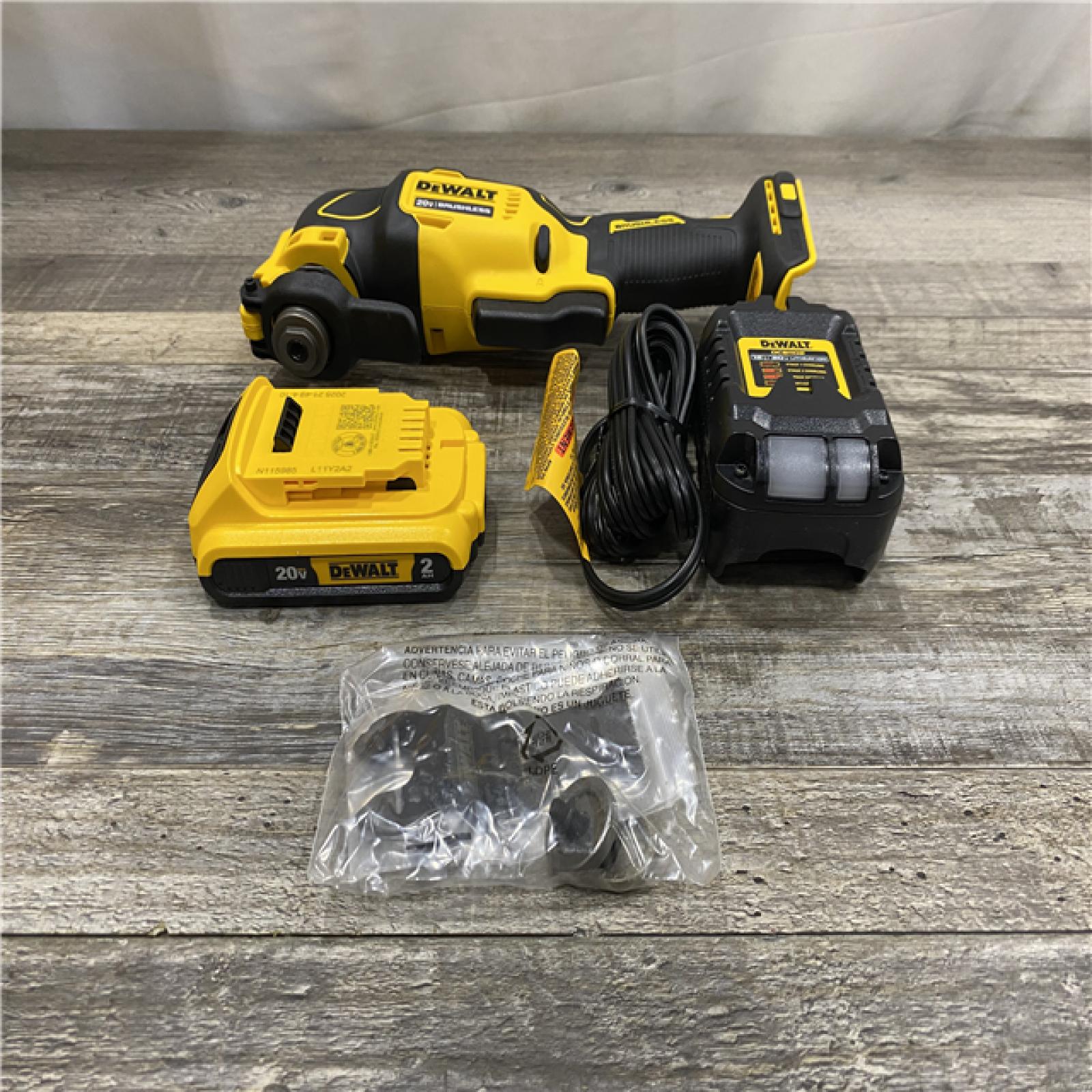 AS-IS DEWALT ATOMIC 20V MAX Cordless Brushless Oscillating Multi Tool Kit
