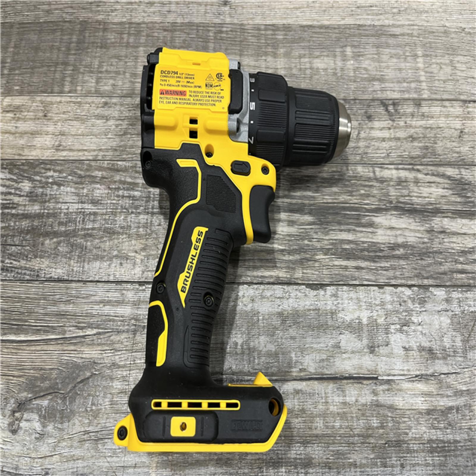 AS-IS DEWALT Atomic 20V Lithium-Ion Cordless Compact 1/2 in. Drill/Driver Kit