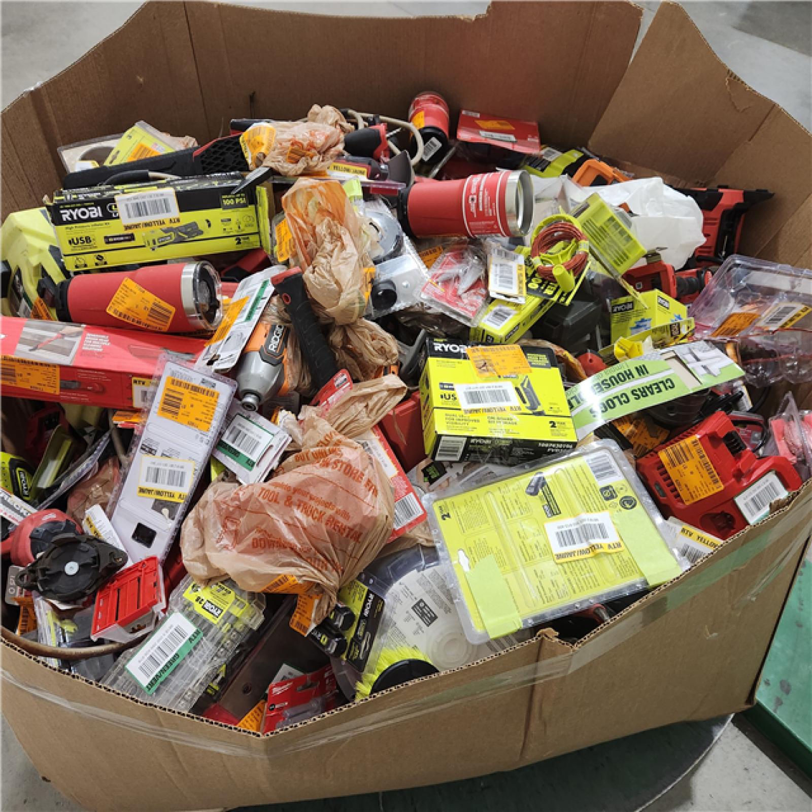 Dallas Location - As-Is Tool Pallet