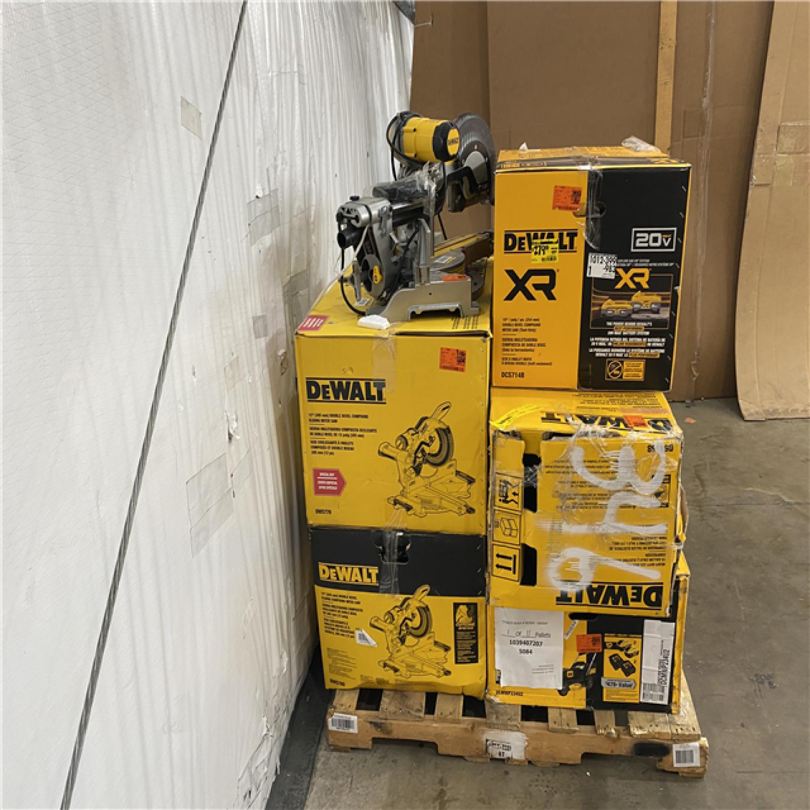 Houston Location AS IS - Tool Pallet