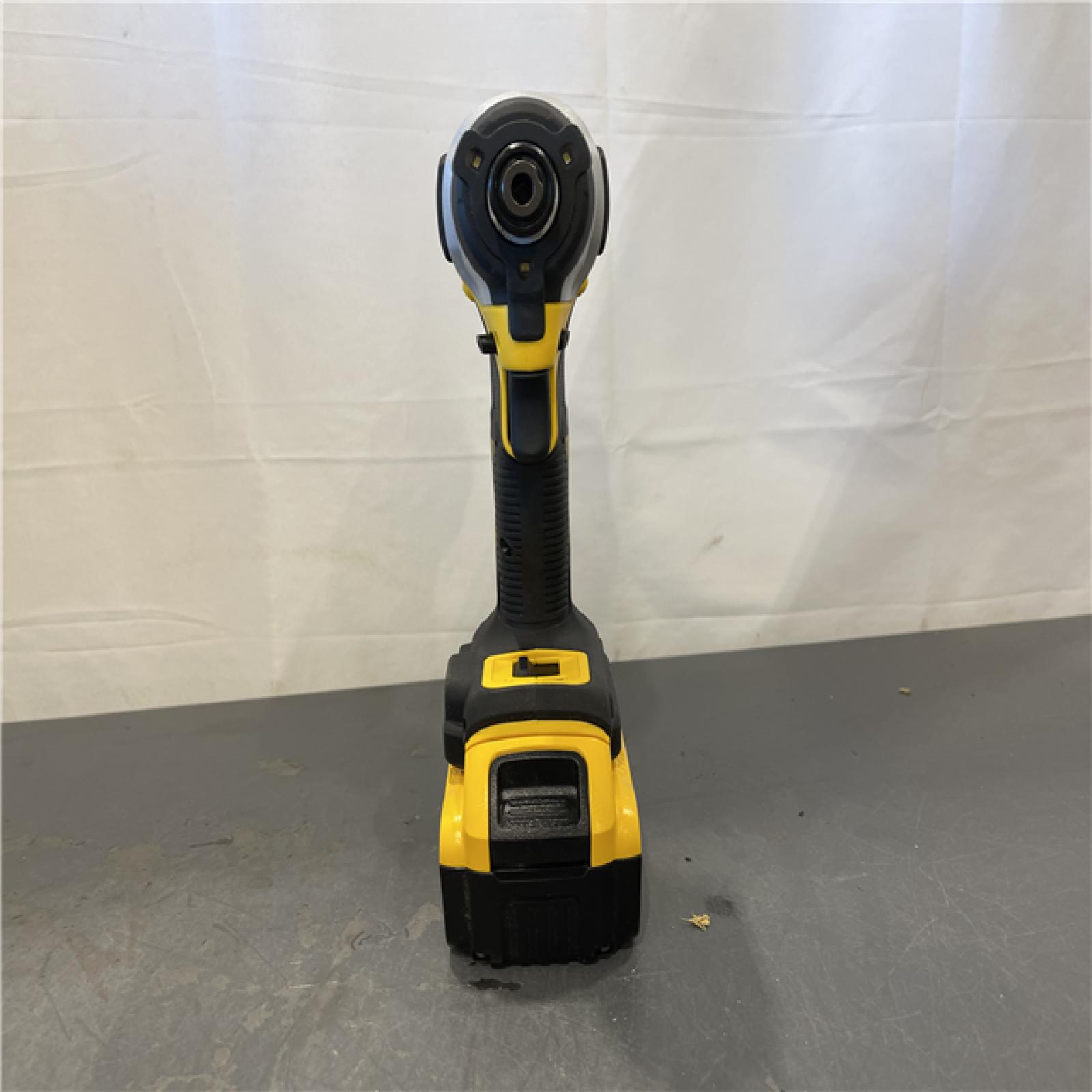 AS-IS - DeWalt ATOMIC 20V MAX Lithium-Ion Cordless 1/4 in. Brushless Impact Driver Kit