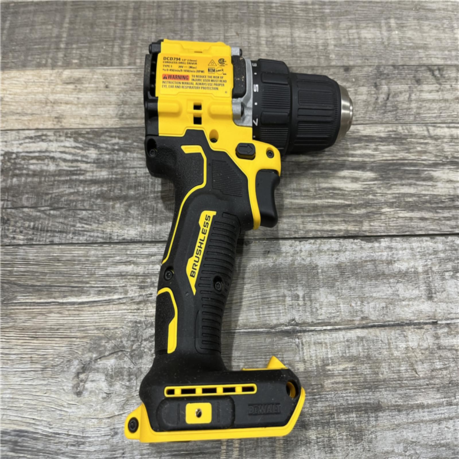 AS-IS DEWALT Atomic 20V Lithium-Ion Cordless Compact 1/2 in. Drill/Driver Kit