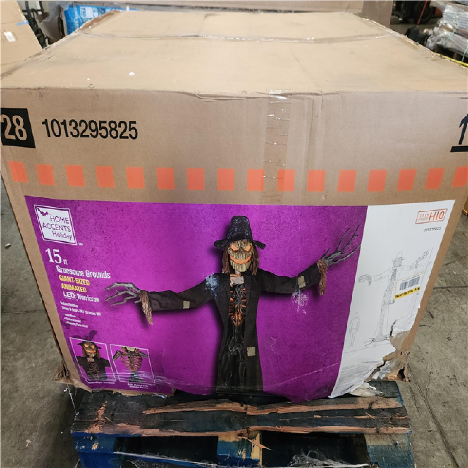 Phoenix NEW Home Accents Holiday 15 ft. Gruesome Grounds Giant-Sized Animated LED Worricrow H10