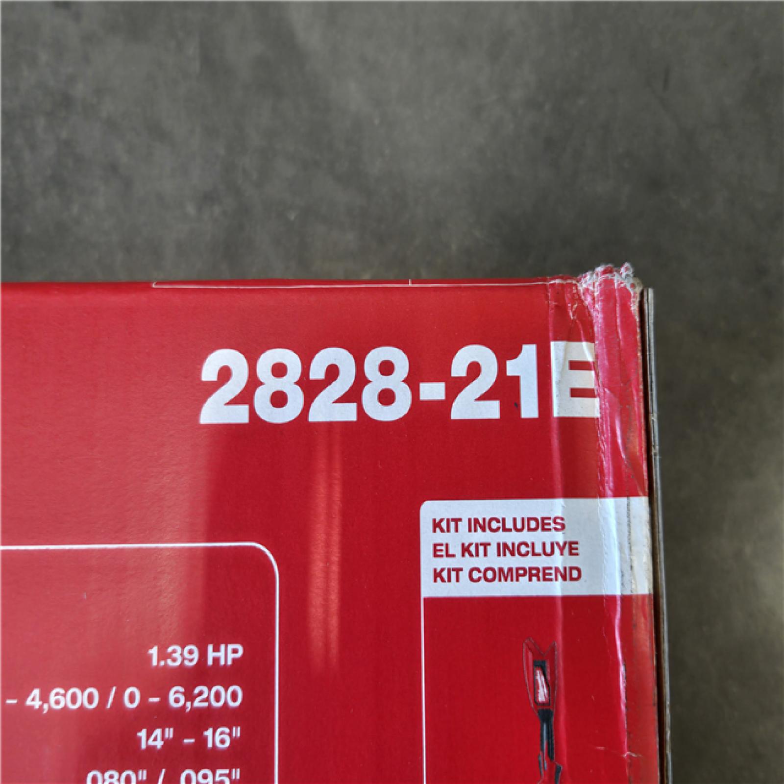 NEW!- Milwaukee M18 Battery String Trimmer Kit