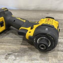 AS-IS DEWALT 20V XR Brushless Cordless 1/4 in. Quiet Hydraulic Impact Driver (Tool-Only)