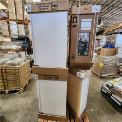 Phoenix Location Mixed Hampton Bay Assembled Kitchen/Bathroom Cabinet in Satin White (4 Cabinets)