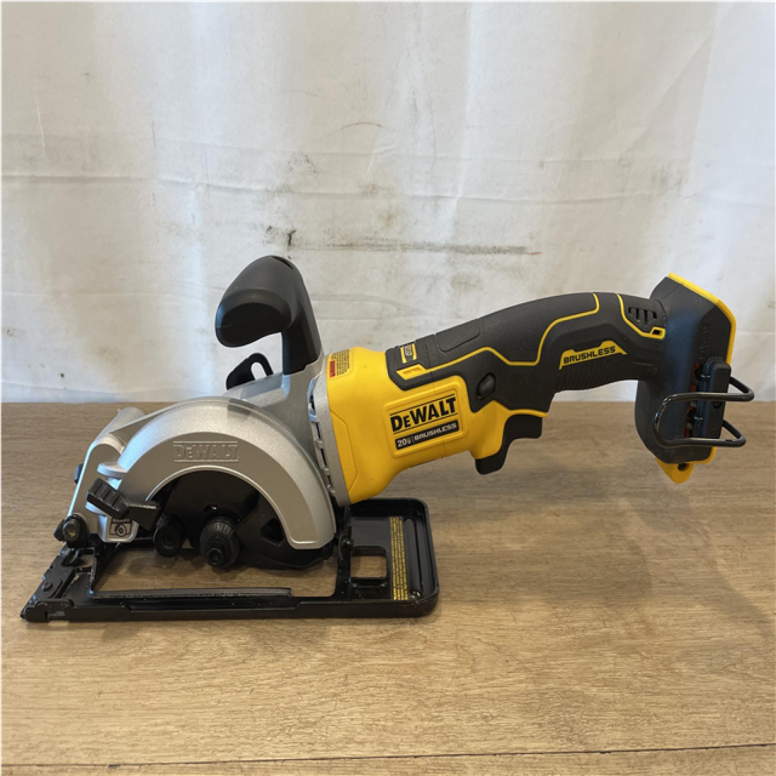 AS-IS DEWALT ATOMIC 20V MAX Cordless Brushless 4-1/2 in. Circular Saw (Tool Only)