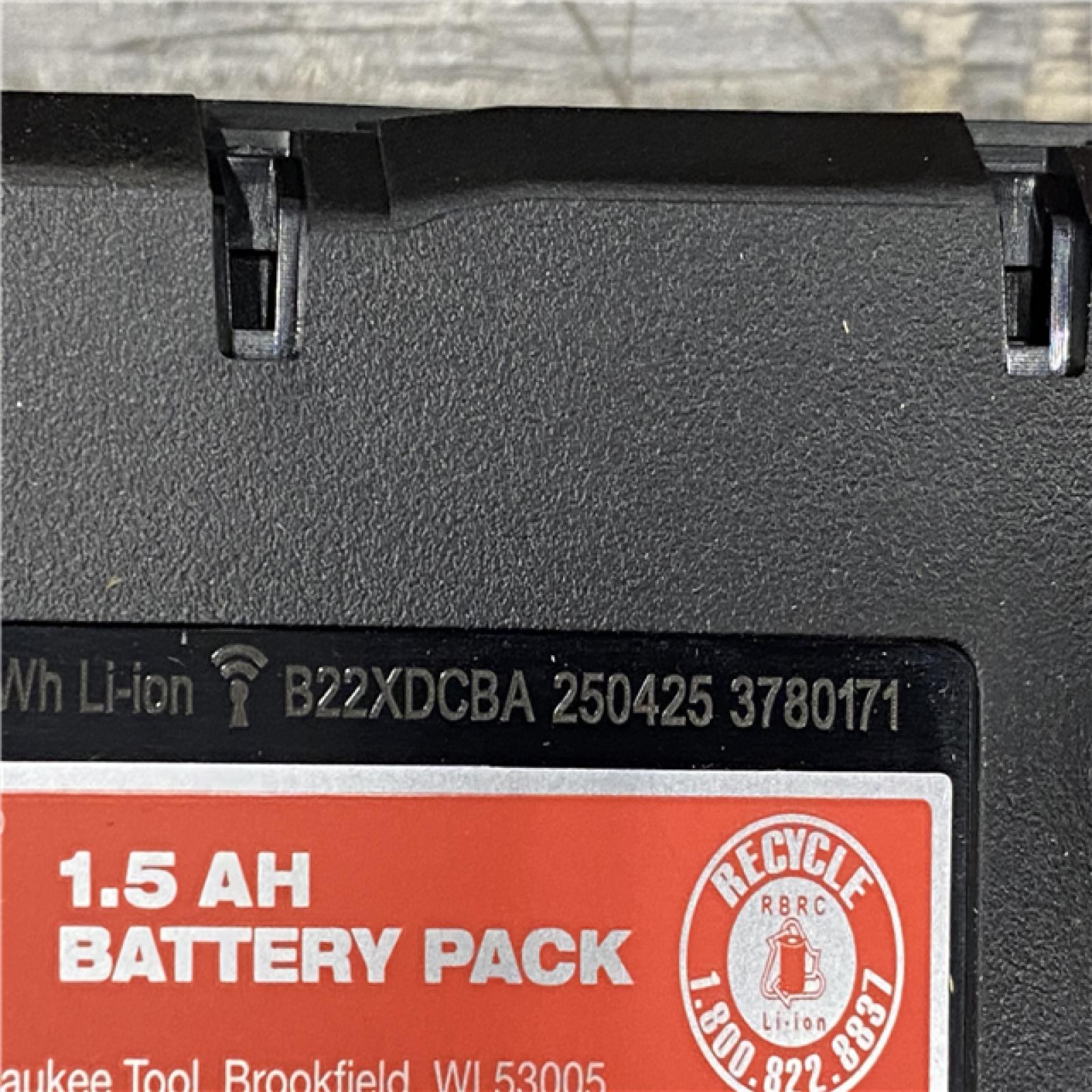 AS-IS Milwaukee 18V Lithium-Ion Cordless Oscillating Multi-Tool Kit