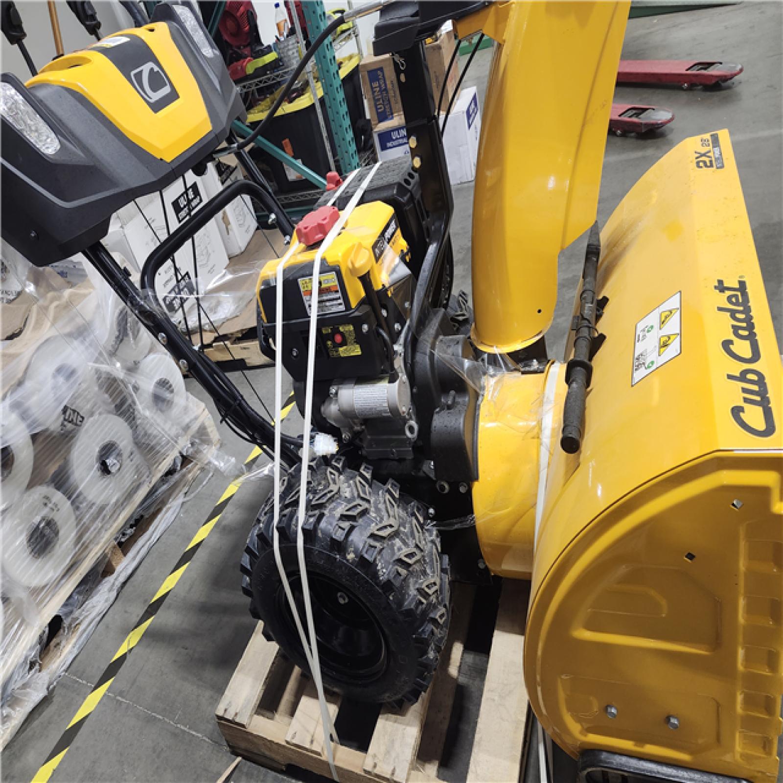 Dallas Location - As-Is Cub Cadet 2X 28 in. 272cc Gas Snow Blower