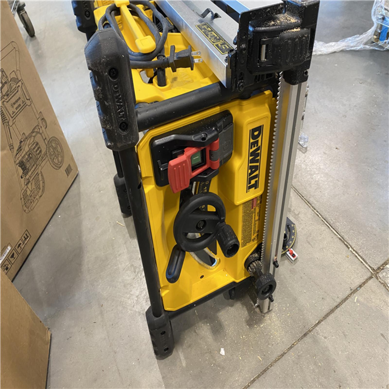 AS-IS Dewalt 8-1/4 Compact Jobsite Table Saw
