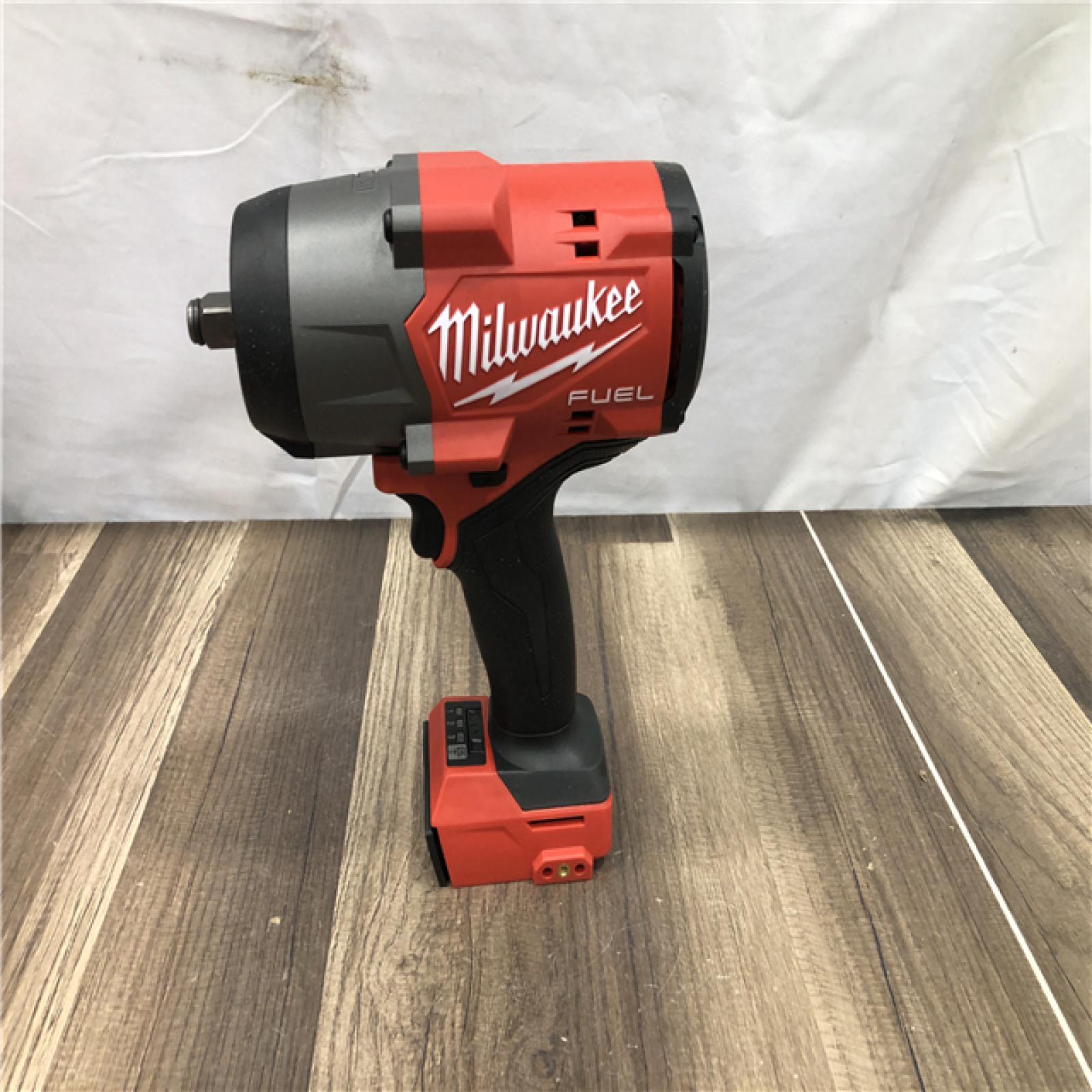AS-IS Milwaukee FUEL 18V Lithium-Ion Brushless Cordless 1/2 in. Impact Wrench w/Friction Ring Kit