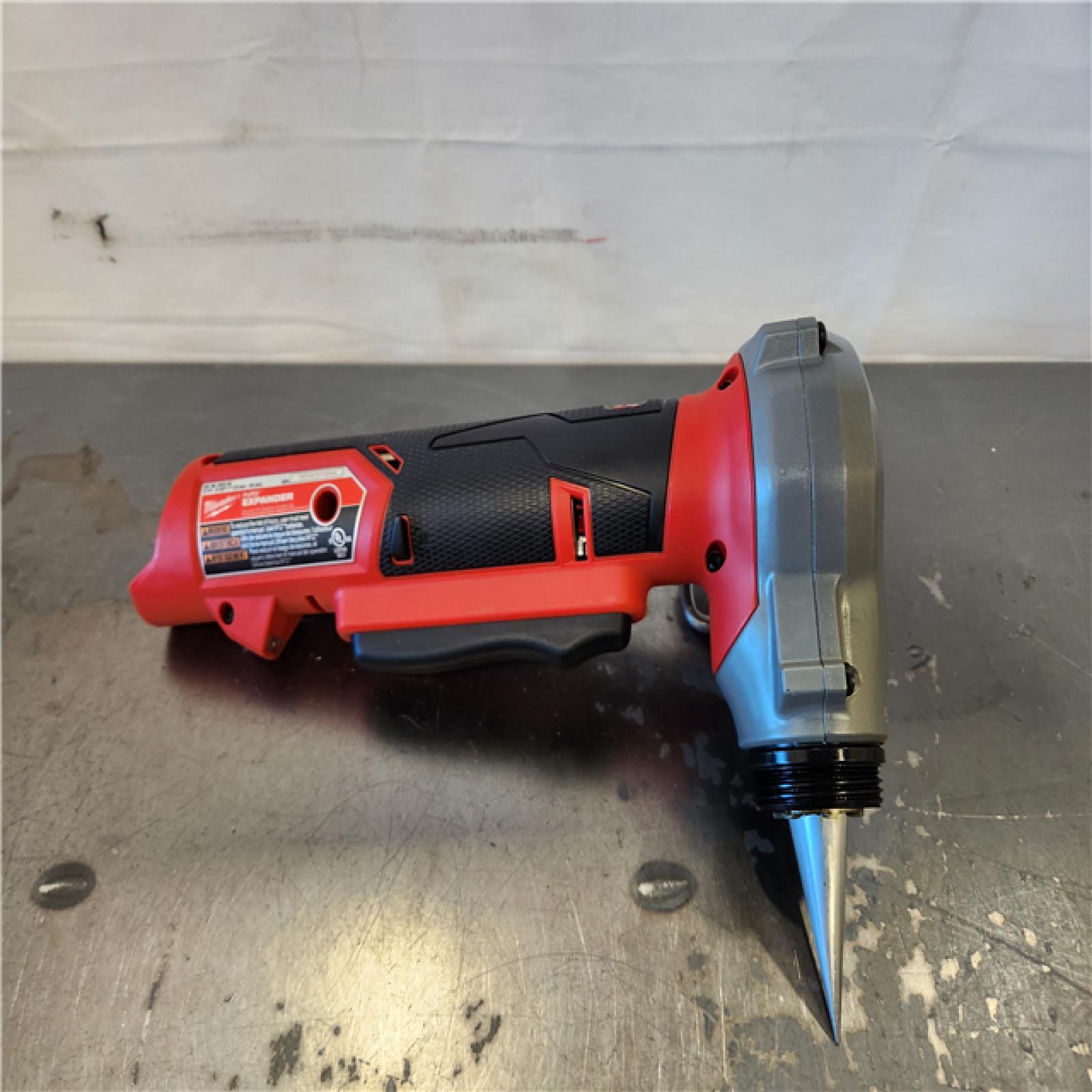 AS-IS- Milwaukee M12 FUEL Brushless Lithium-Ion Uponor ProPEX PEX-a Cordless Tubing Expander (Tool Only)