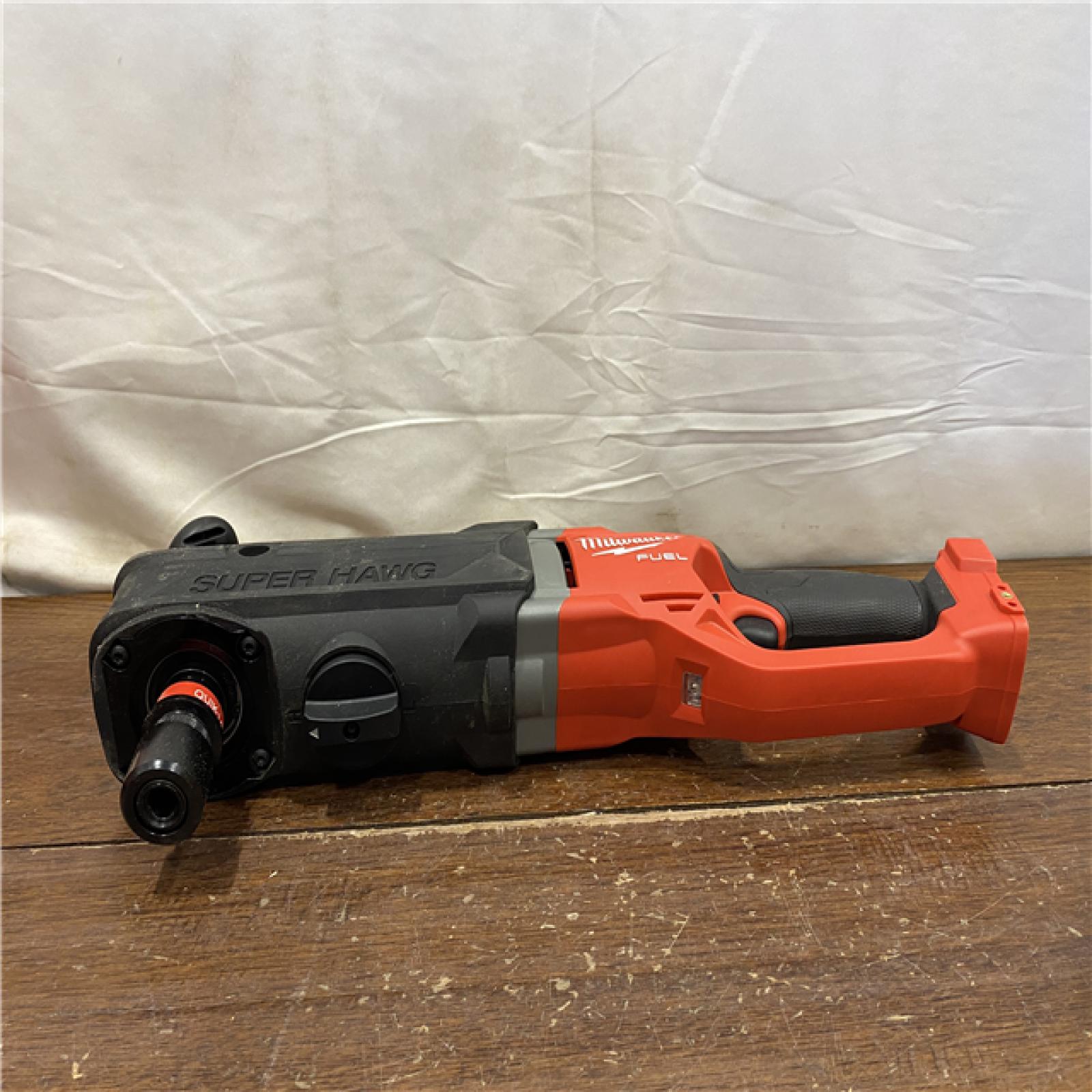 AS-IS Milwaukee M18 FUEL Brushless Cordless SUPER HAWG 7/16 in. Right Angle Drill (Tool-Only)