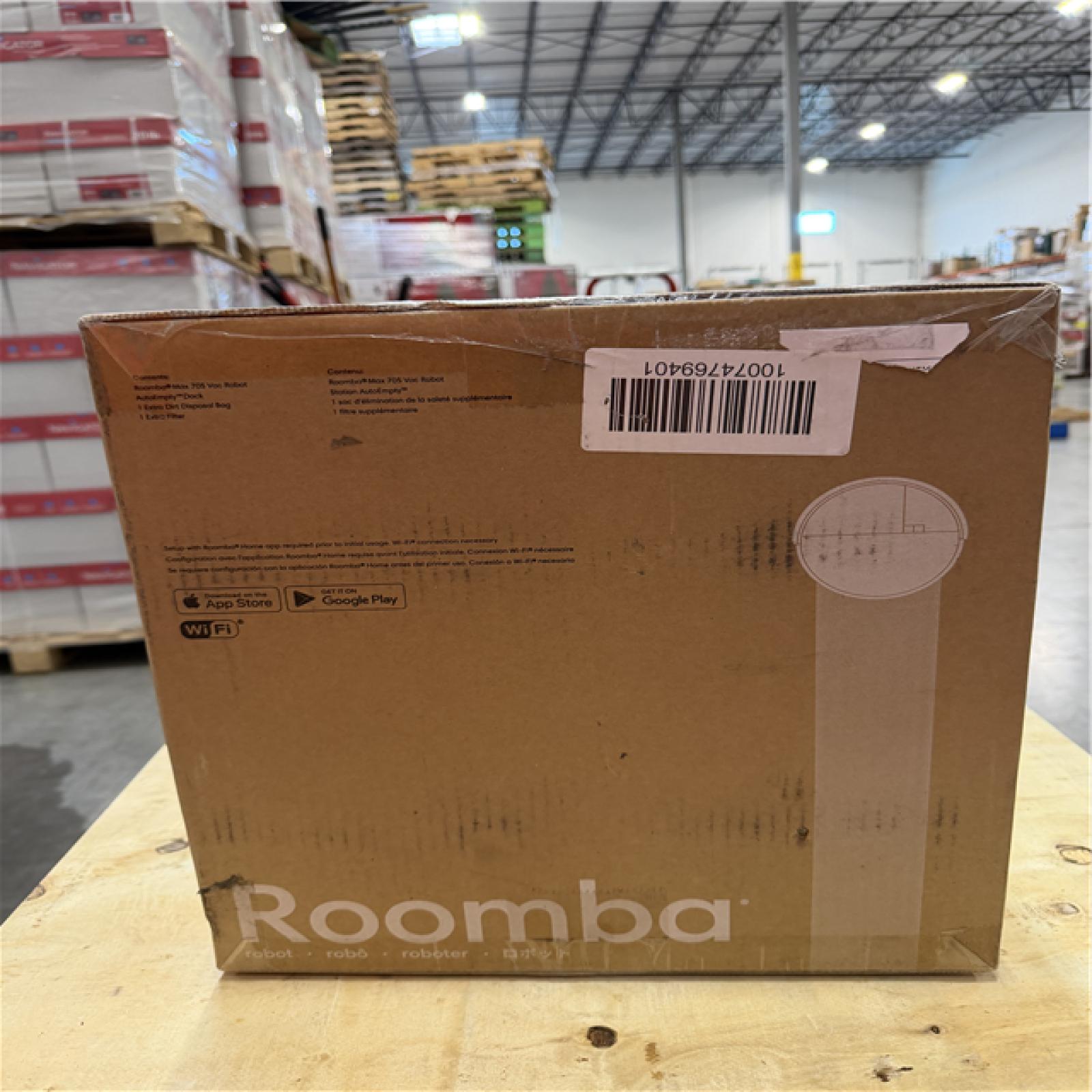 LIKE NEW! - iRobot Roomba Max 705 14 in. Robotic Vacuum with Smart Navigation + AutoEmpty Dock in Black