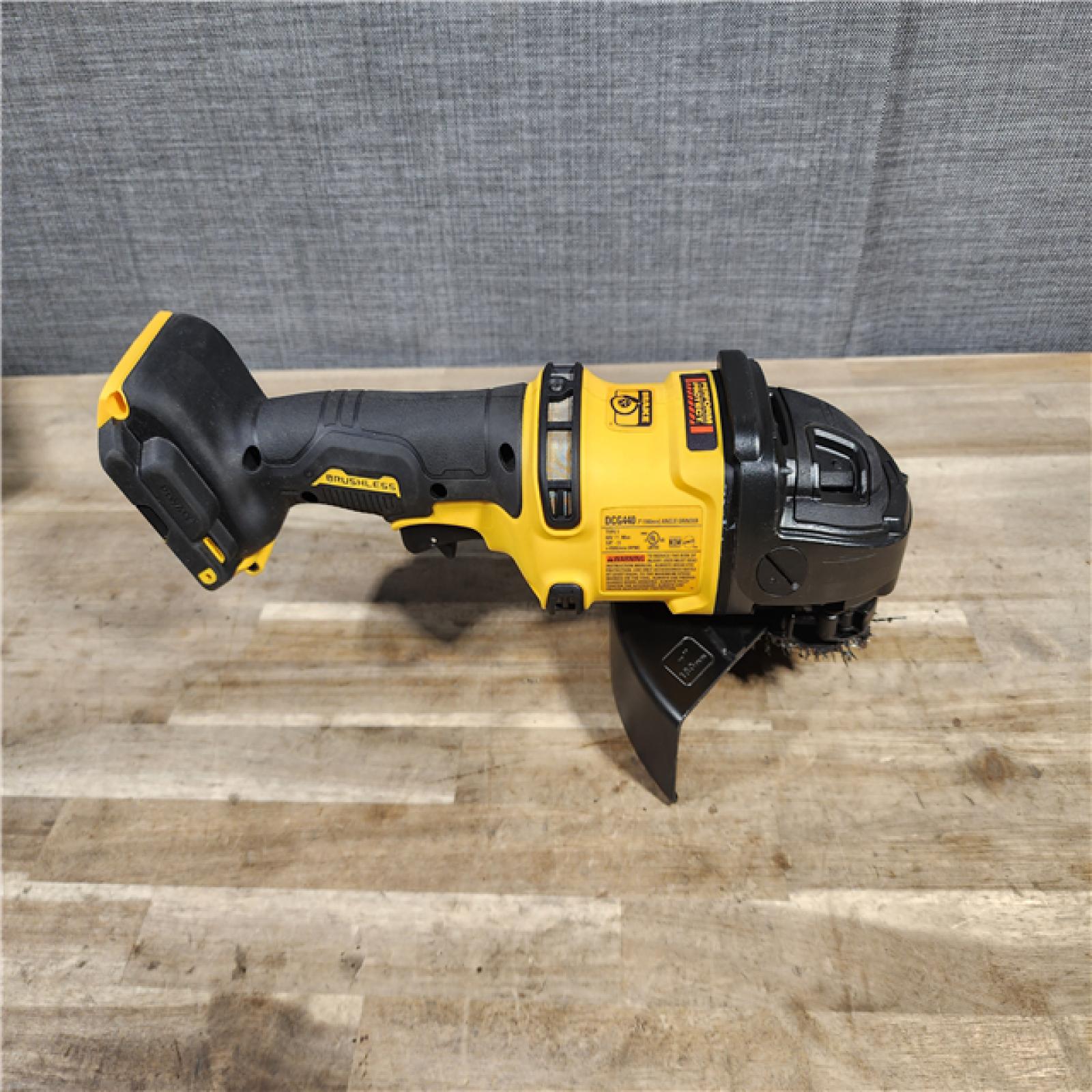HOUSTON LOCATION - AS-IS DeWalt 60V MAX Brushless Cordless 7 In. Angle Grinder (Tool Only)