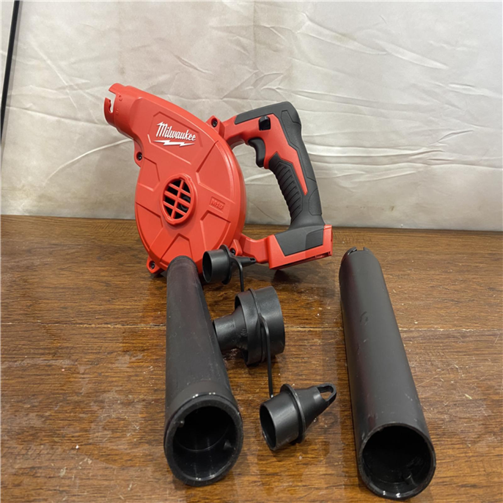 AS-IS Milwaukee M18 18-Volt Lithium-Ion Cordless Compact Blower (Tool-Only)