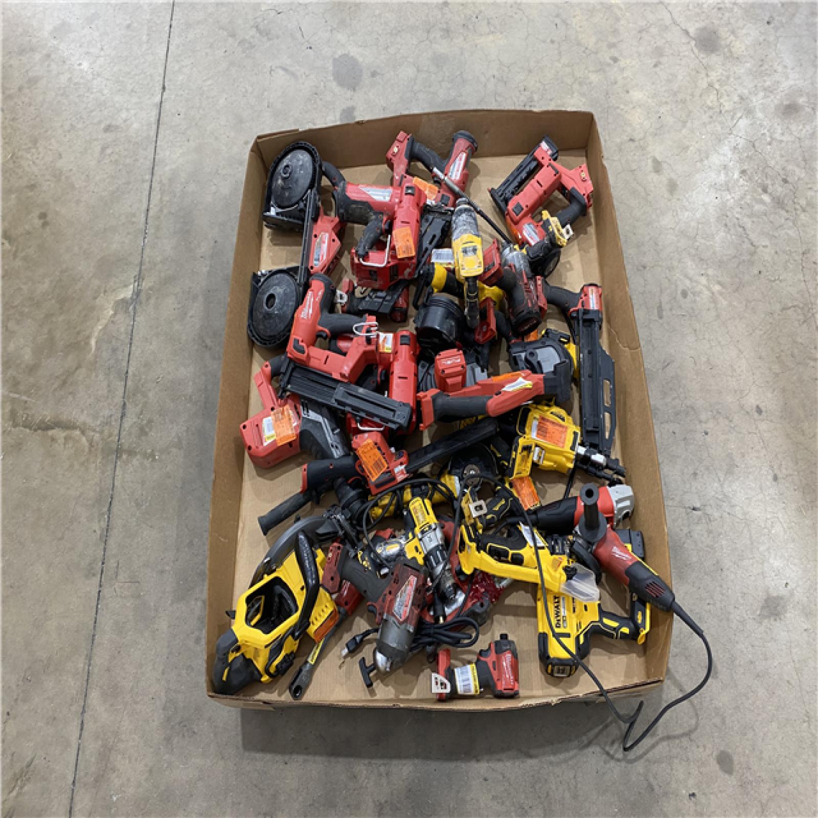 Houston Location AS IS - Tool Pallet