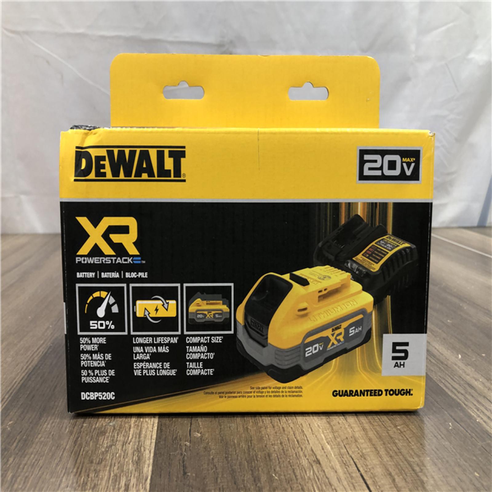 NEW- DEWALT 20V MAX XR POWERSTACK Lithium-Ion Battery Starter Kit