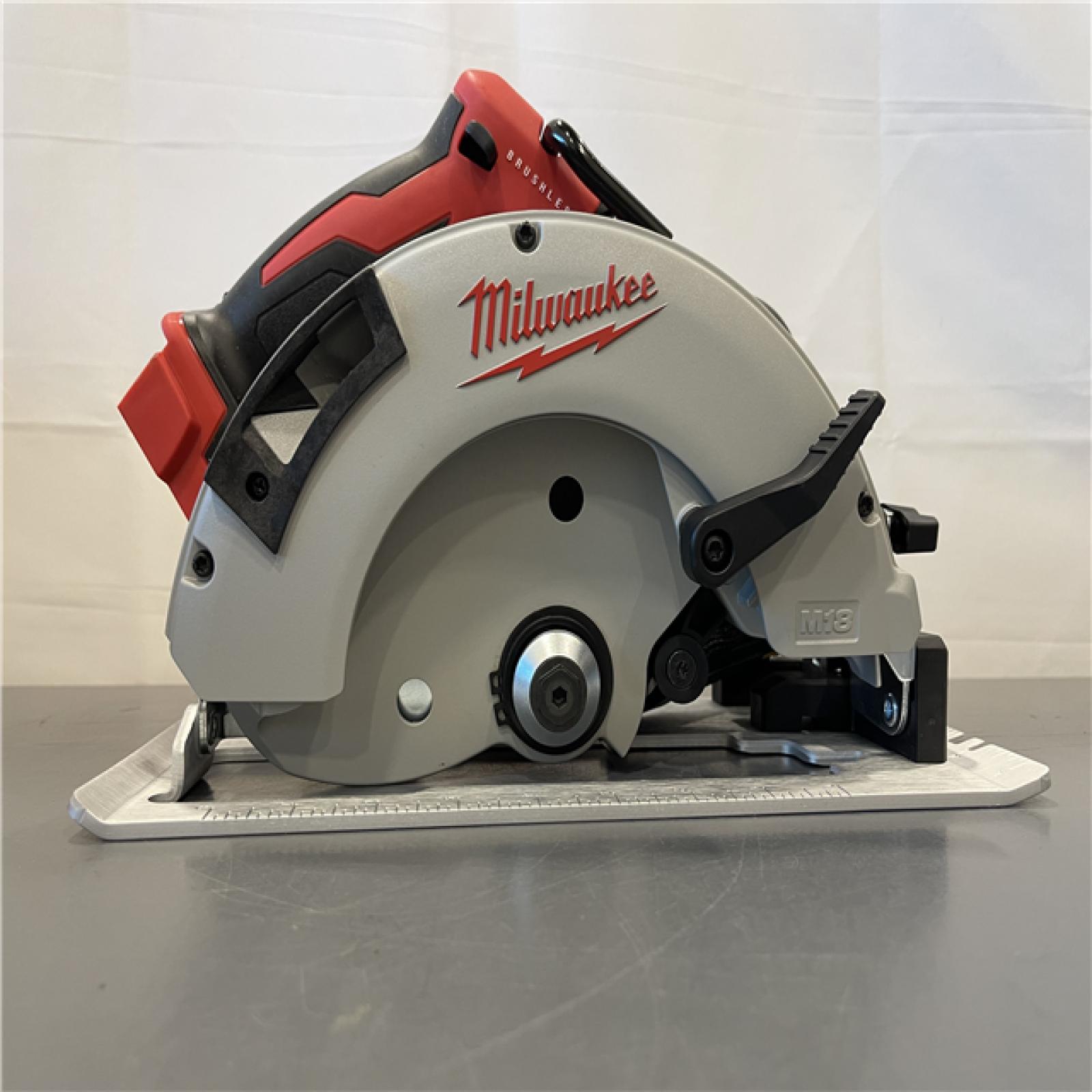 AS-IS - Milwaukee M18 4 Tool Combo Kit