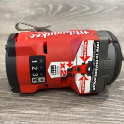 AS-SI Milwaukee FUEL 12V Li-Ion Brushless Cordless Stubby 3/8 in. Impact Wrench Kit