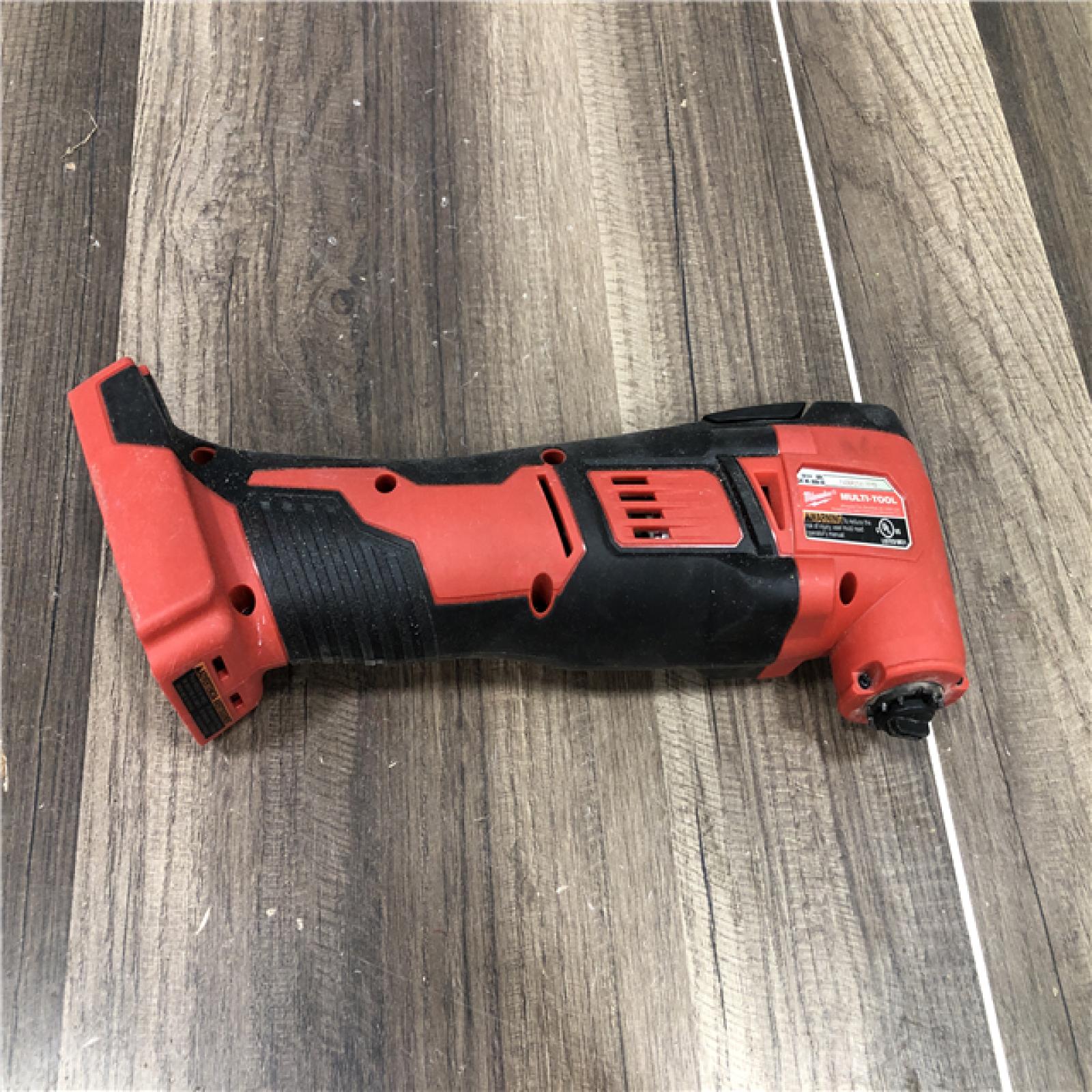 AS-IS Milwaukee 18V Lithium-Ion Cordless Oscillating Multi-Tool (Tool-Only)