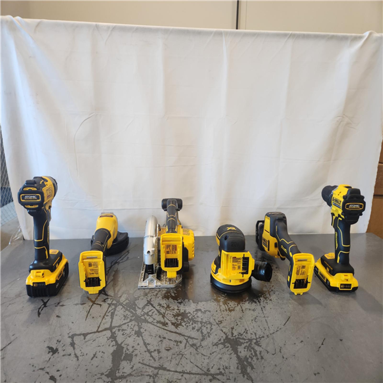 20-Volt MAX ToughSystem Lithium-Ion 6-Tool Cordless Combo Kit