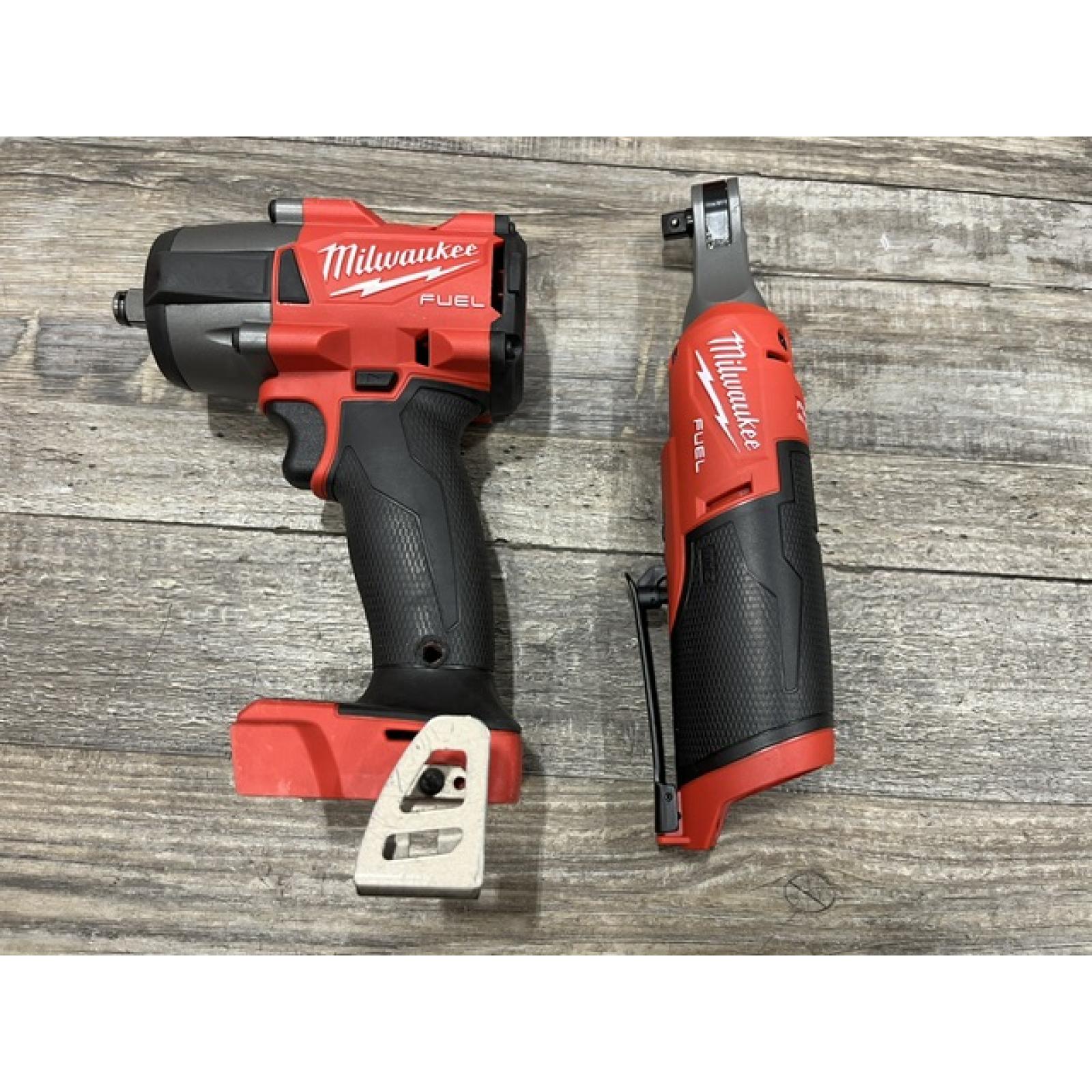 AS-IS Milwaukee FUEL 18V Cordless Mid Torque 1/2 in. Impact Wrench w/ 12 FUEL 3/8 in. Ratchet Combo Kit