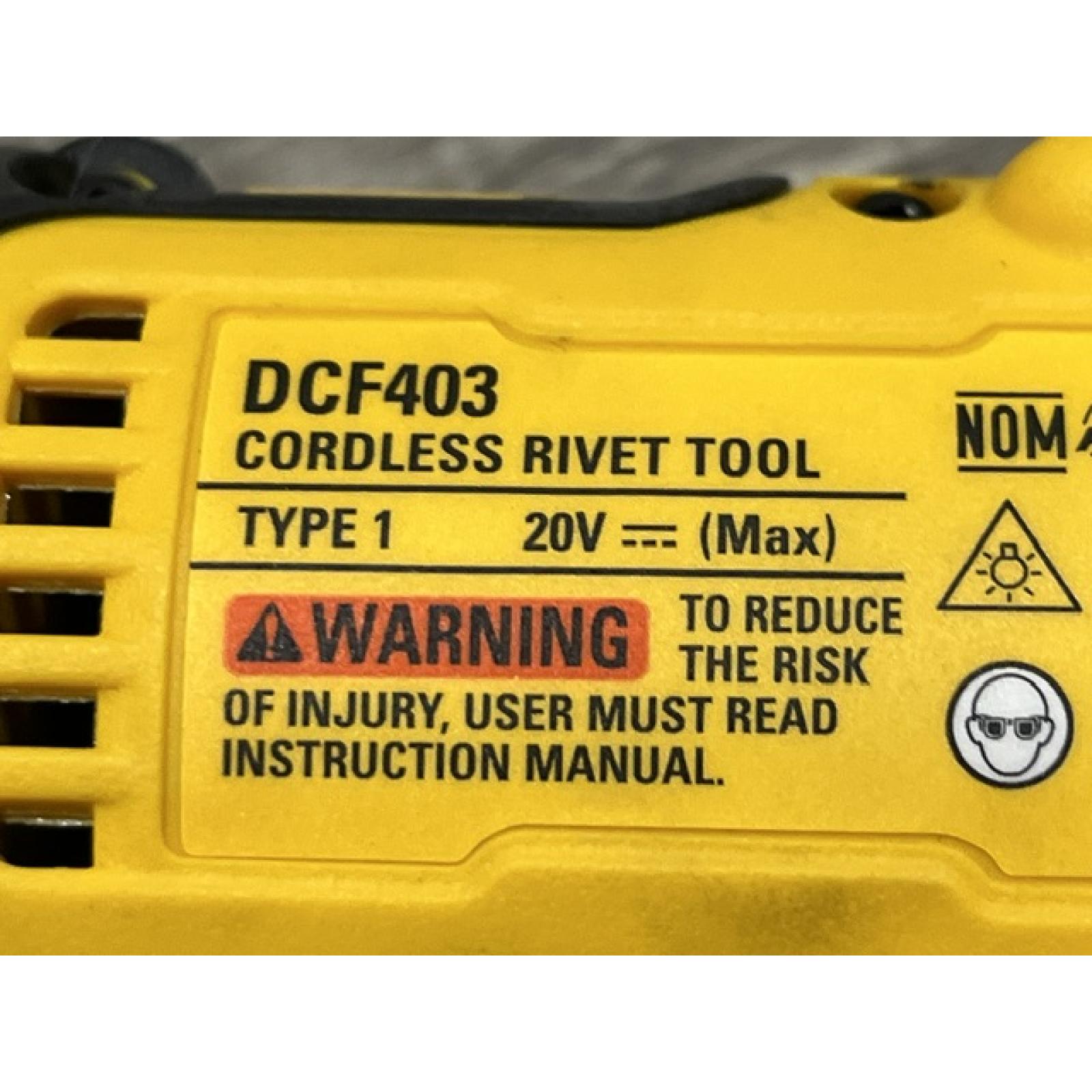 AS-IS DEWALT 20-Volt MAX Cordless 3/16 in. Rivet Tool (Tool-Only)