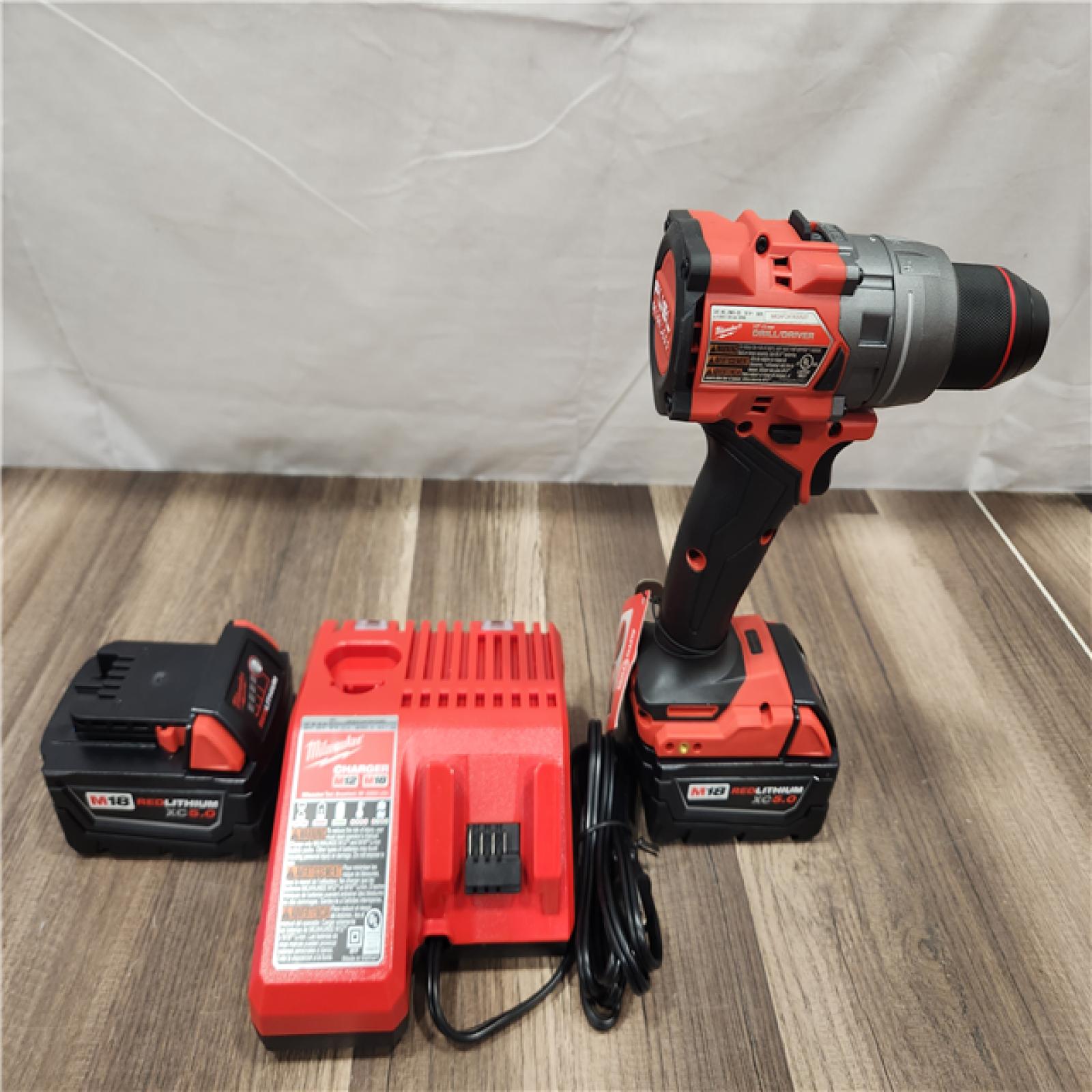 AS-IS- Milwaukee M18 FUEL Lithium-Ion Brushless Cordless 1/2 Drill/Driver Kit