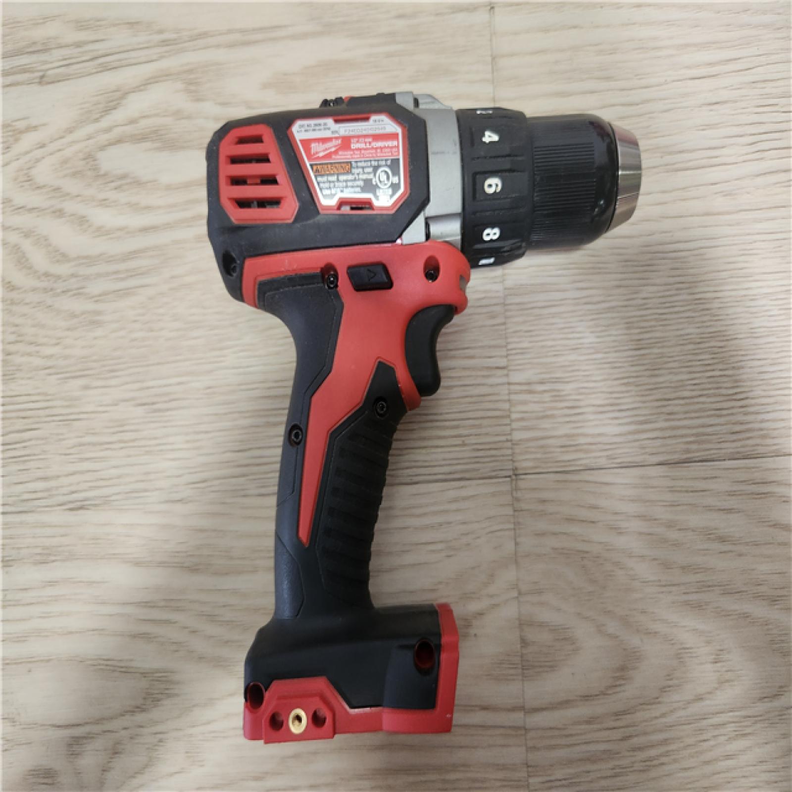 Phoenix Location Milwaukee M18 18-Volt Lithium-Ion Cordless Combo Kit 7-Tool with 2-Batteries, Charger and Tool Bag 2695-27SH