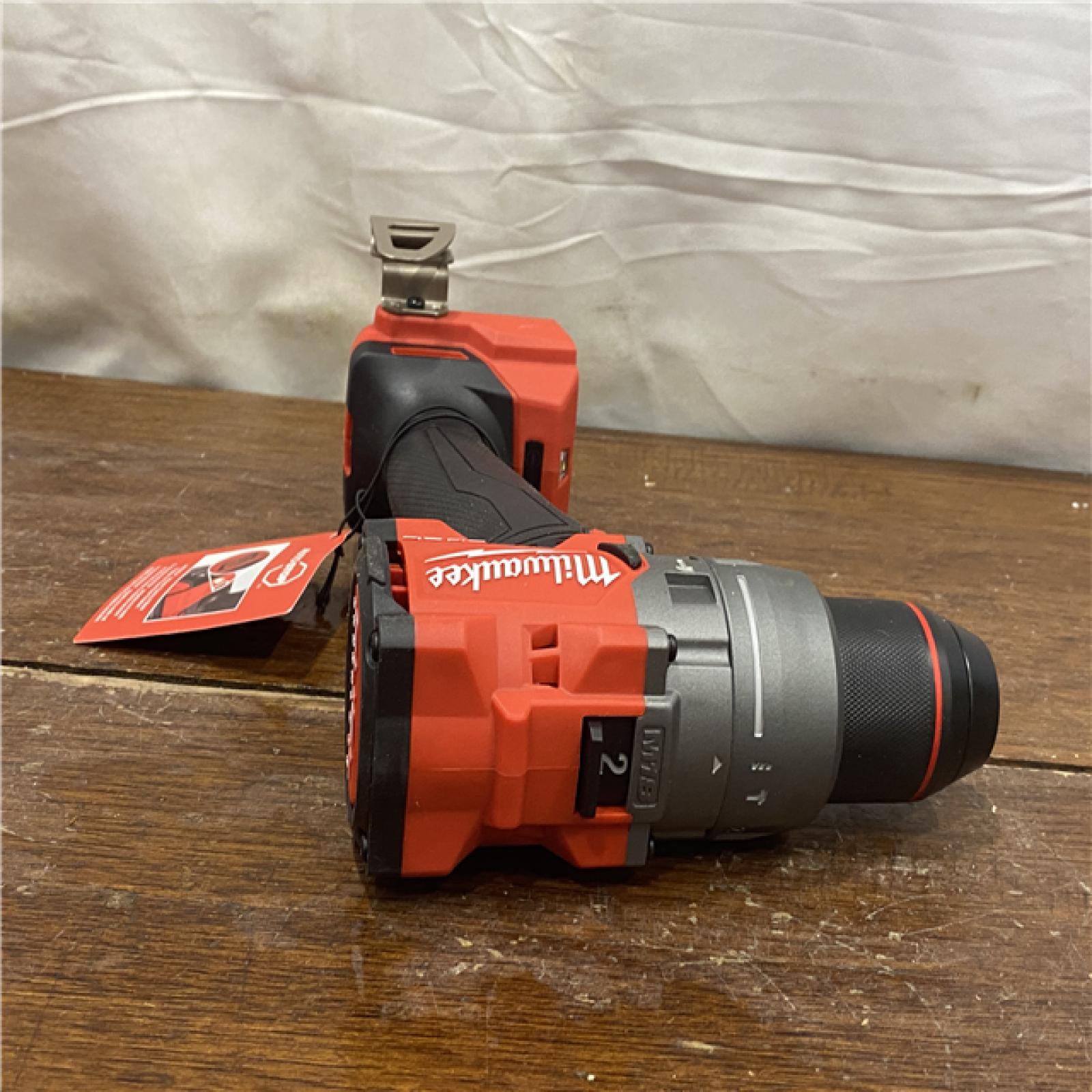 AS-IS Milwaukee 2904-20 12V 1/2  Hammer Drill/ Driver