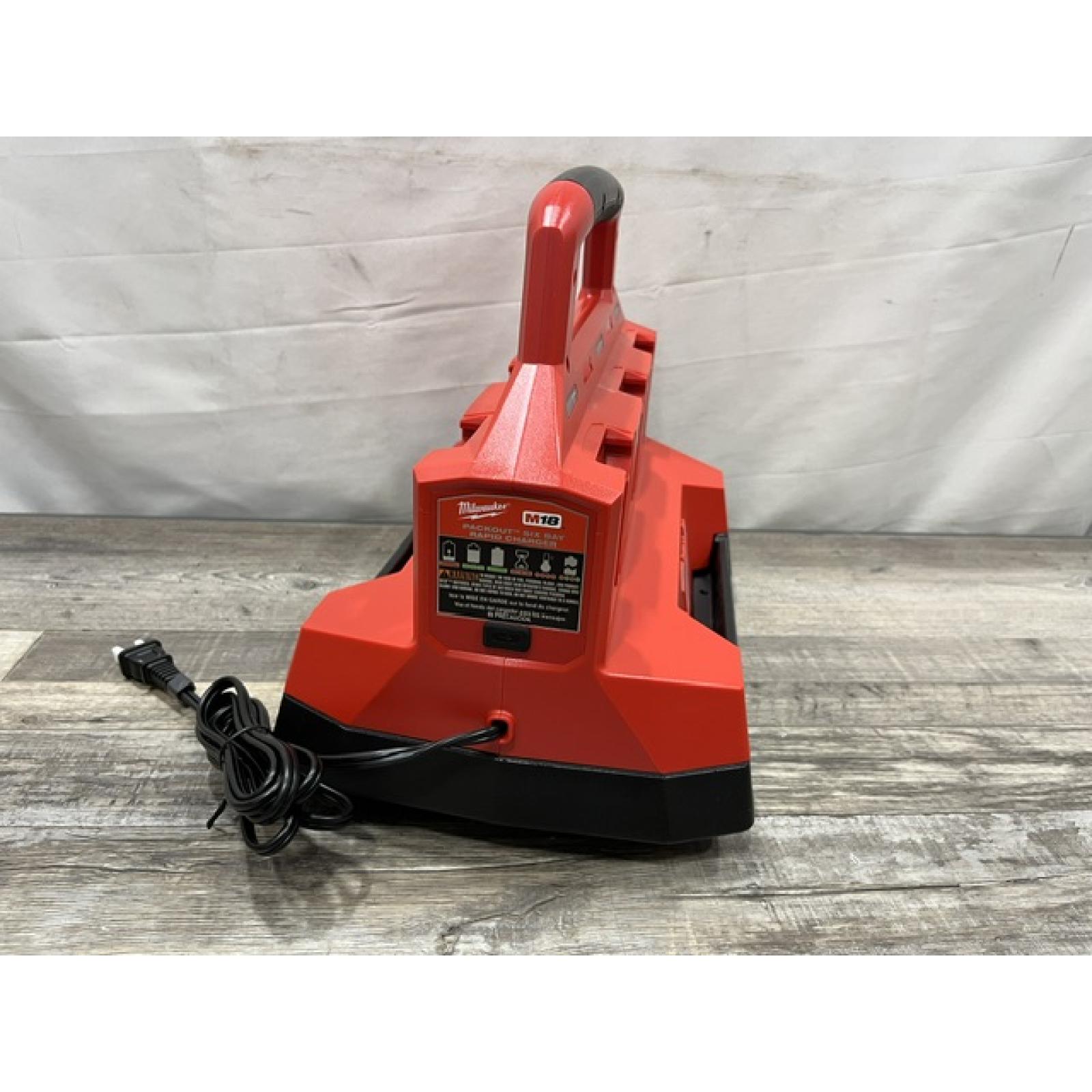 AS-IS Milwaukee 18V Lithium-Ion PACKOUT 6-Port Rapid Charger