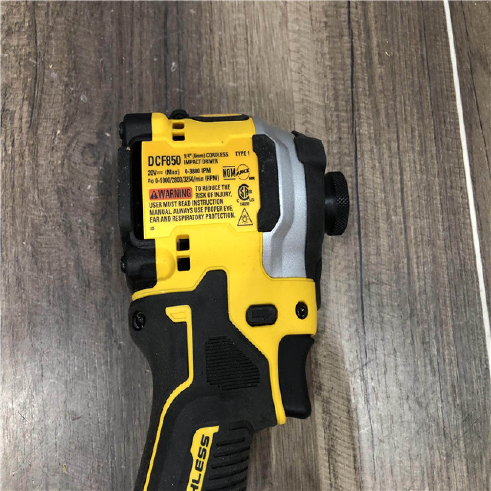 AS-IS DEWALT ATOMIC 20V MAX Cordless Brushless Compact 1/4 in. Impact Driver (Tool Only)