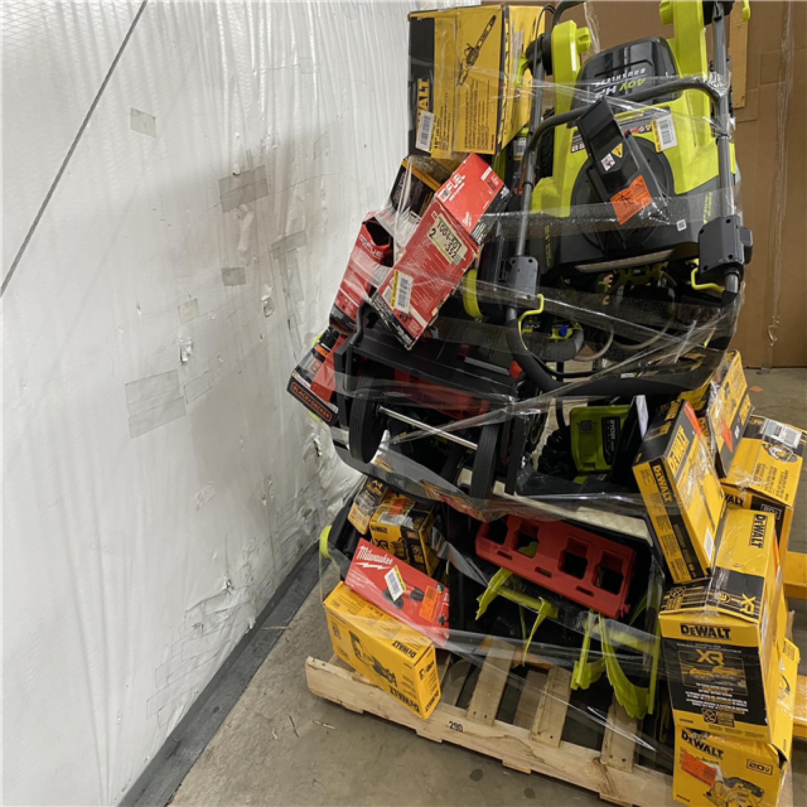 Houston Location AS IS - Tool Pallet