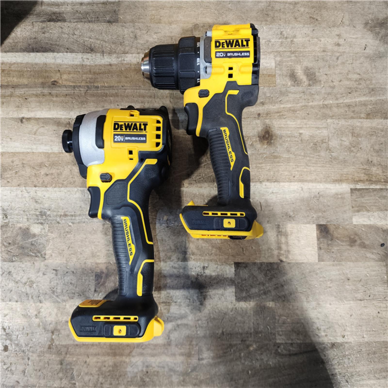 HOUSTON LOCATION - AS-IS Dewalt DCK225D2 20V MAX ATOMIC Brushless Compact Lithium-Ion 1/2 in. Cordless Drill Driver and 1/4 in. Impact Driver Combo Kit with 2 Batteries 2 Ah