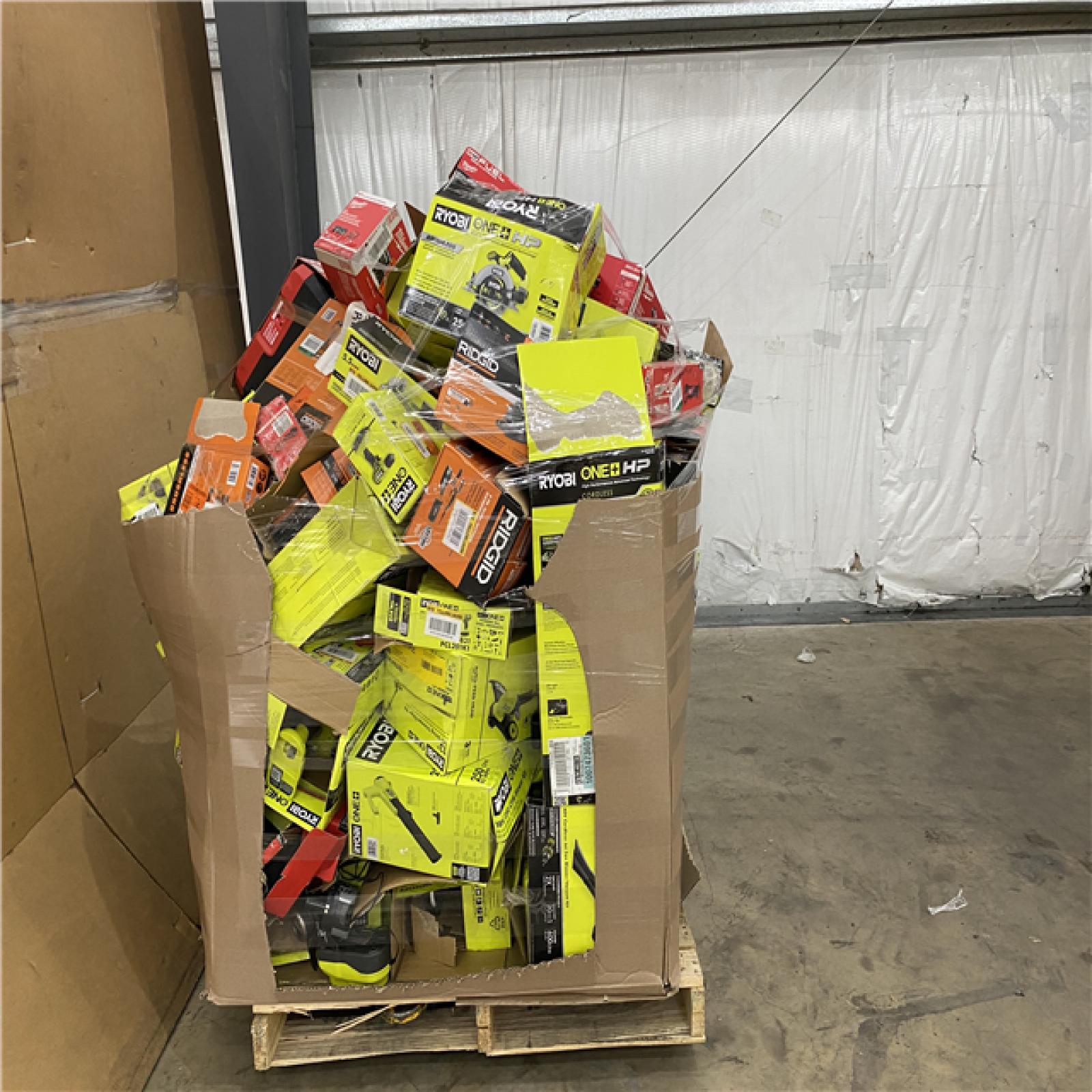 Houston Location AS IS - Tool Pallet