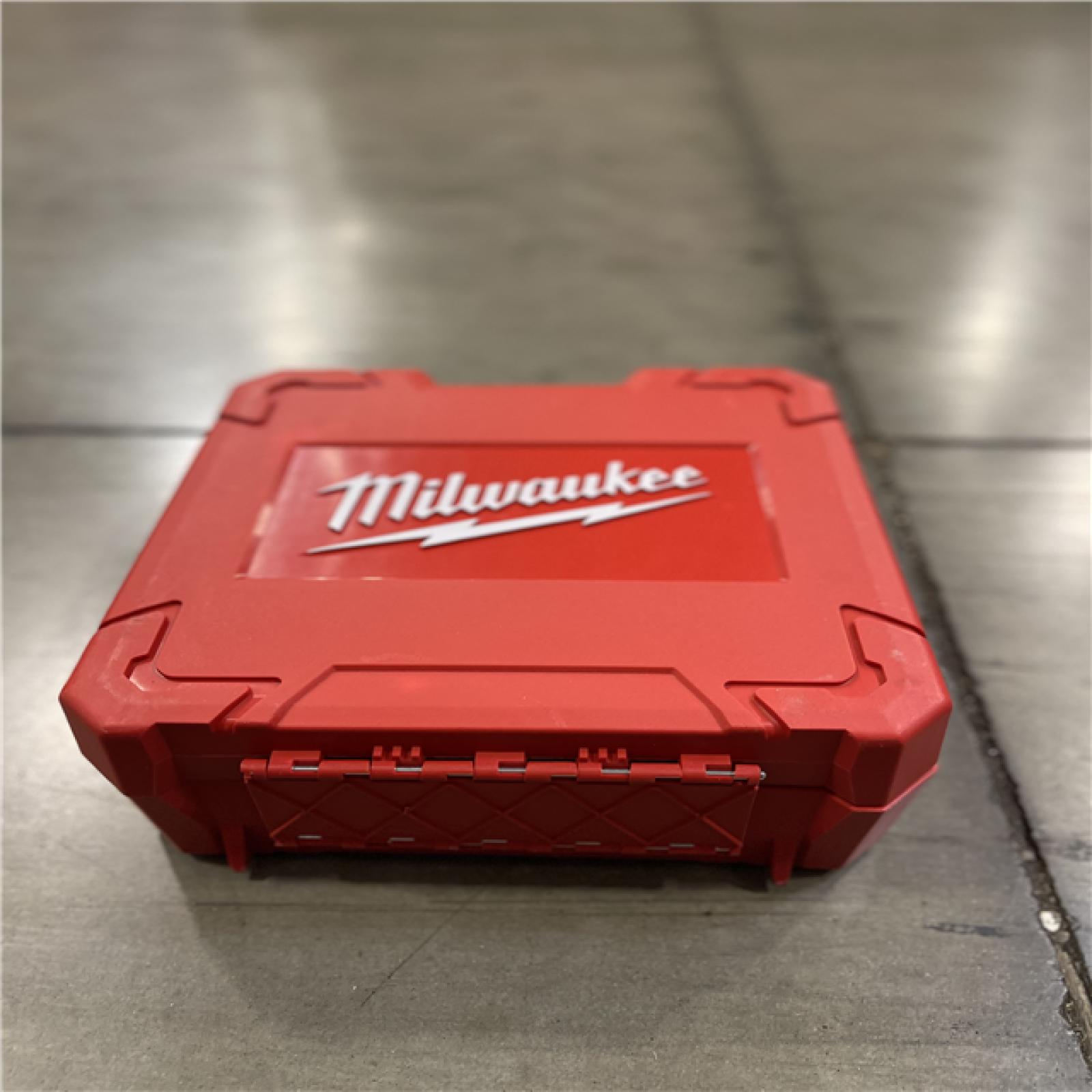 DALLAS LOCATION- AS-IS Milwaukee Hole Dozer General Purpose Bi-Metal Hole Saw Set