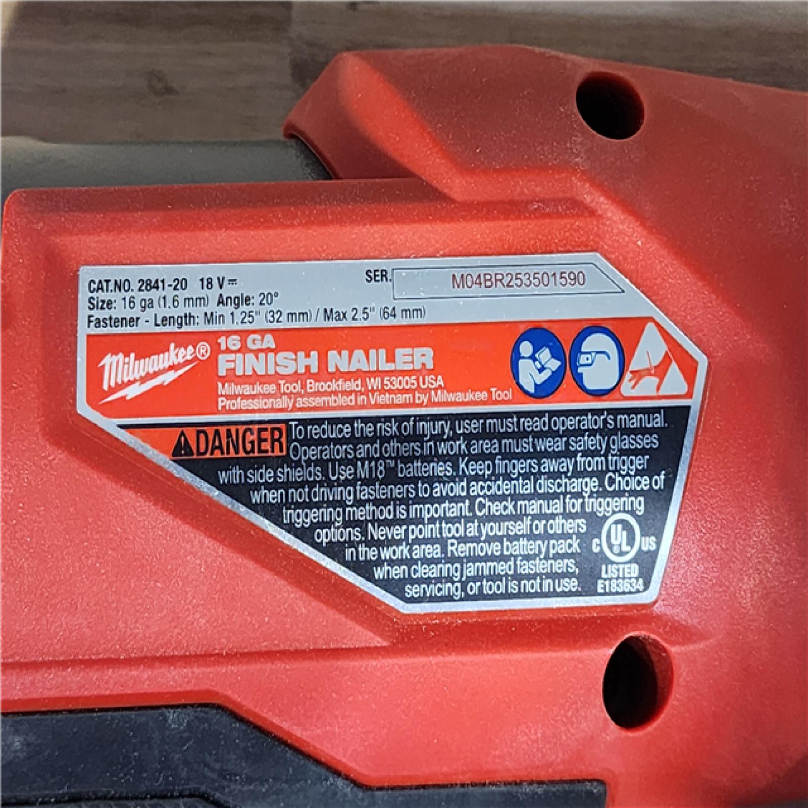 HOUSTON LOCATION - AS-IS Milwaukee  FUEL 18-Volt Lithium-Ion Brushless Cordless Gen II 16-Gauge Angled Finish Nailer (Tool-Only)