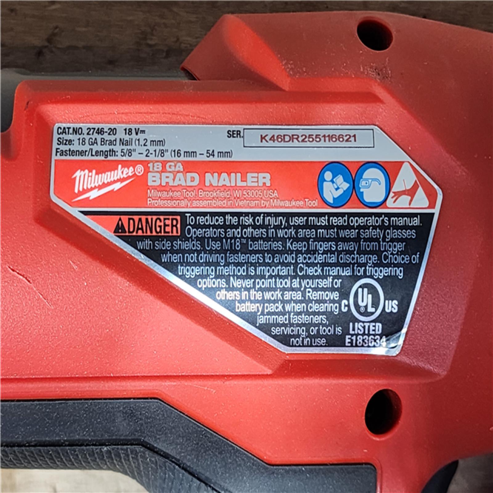 HOUSTON LOCATION - AS-IS Milwaukee FUEL 18-Volt Lithium-Ion Brushless Cordless Gen II 18-Gauge Brad Nailer (Tool-Only)