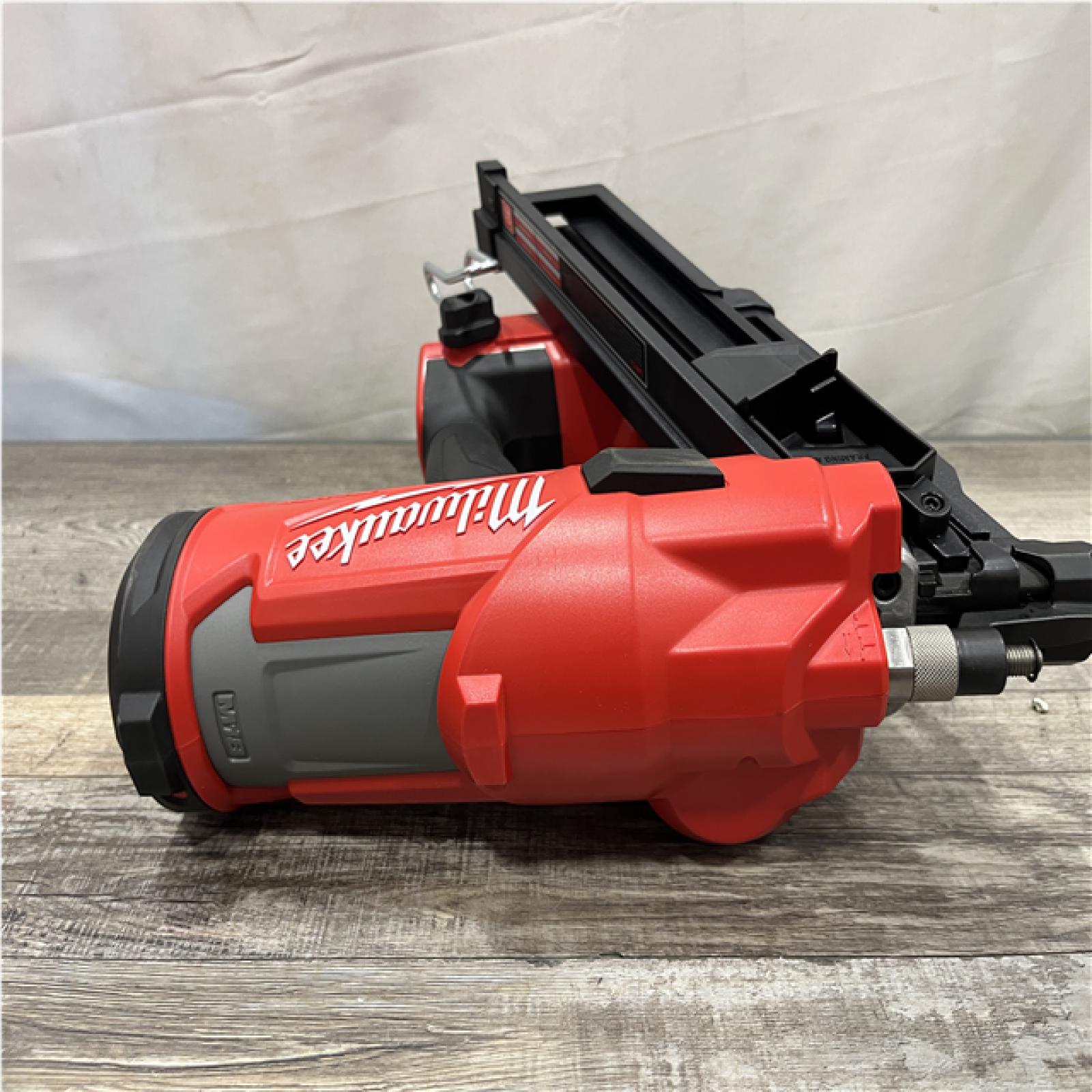 AS-IS - Milwaukee FUEL 3-1/2 in. 18-Volt 30-Degree Lithium-Ion Brushless Cordless Framing Nailer (Tool-Only)