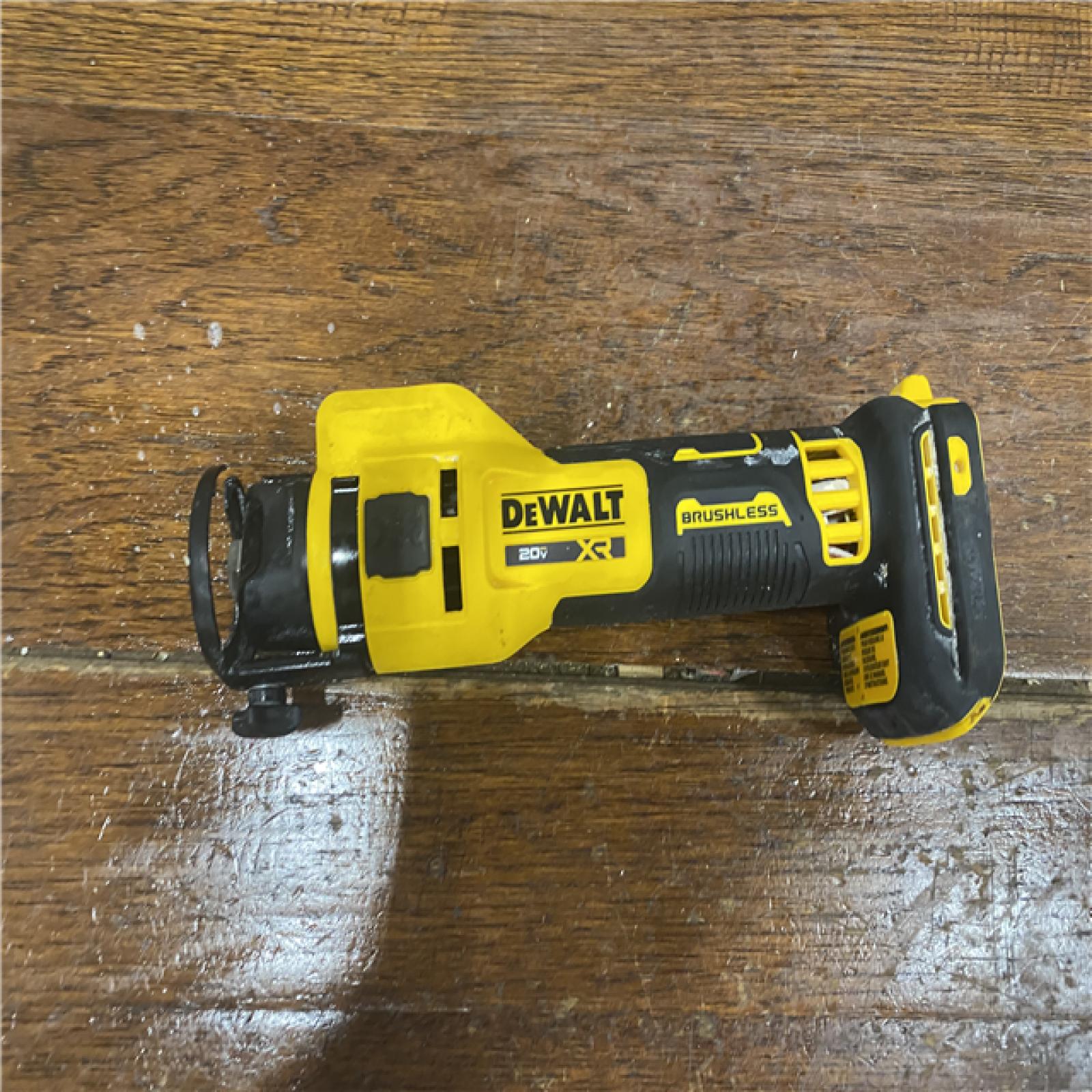 AS-IS DEWALT 20V MAX Cordless Cut Out Tool